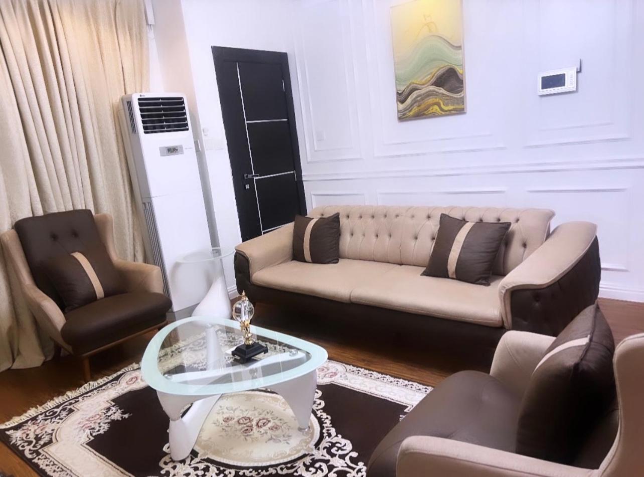 Kitex Place Apartment