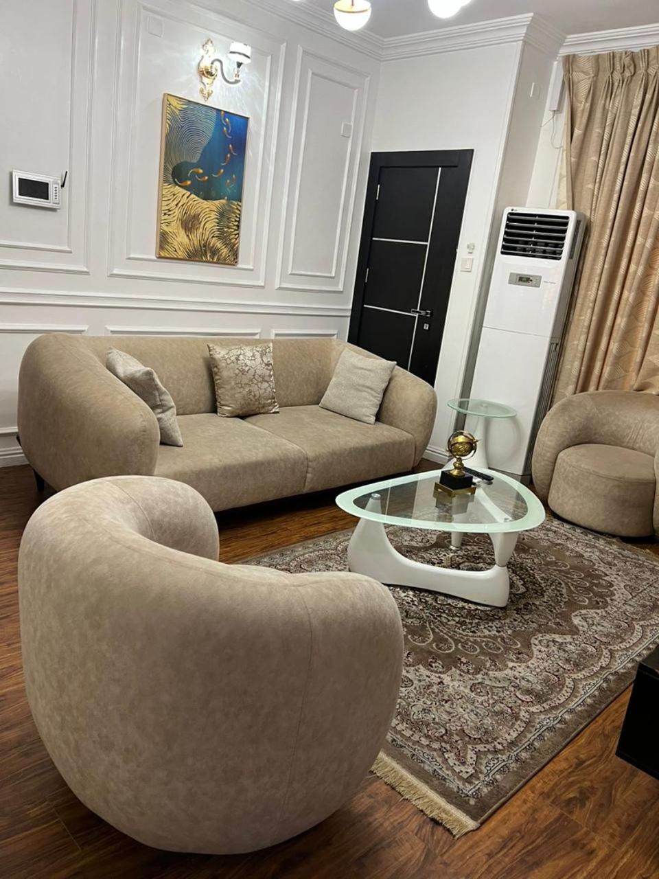 Kitex Place Apartment