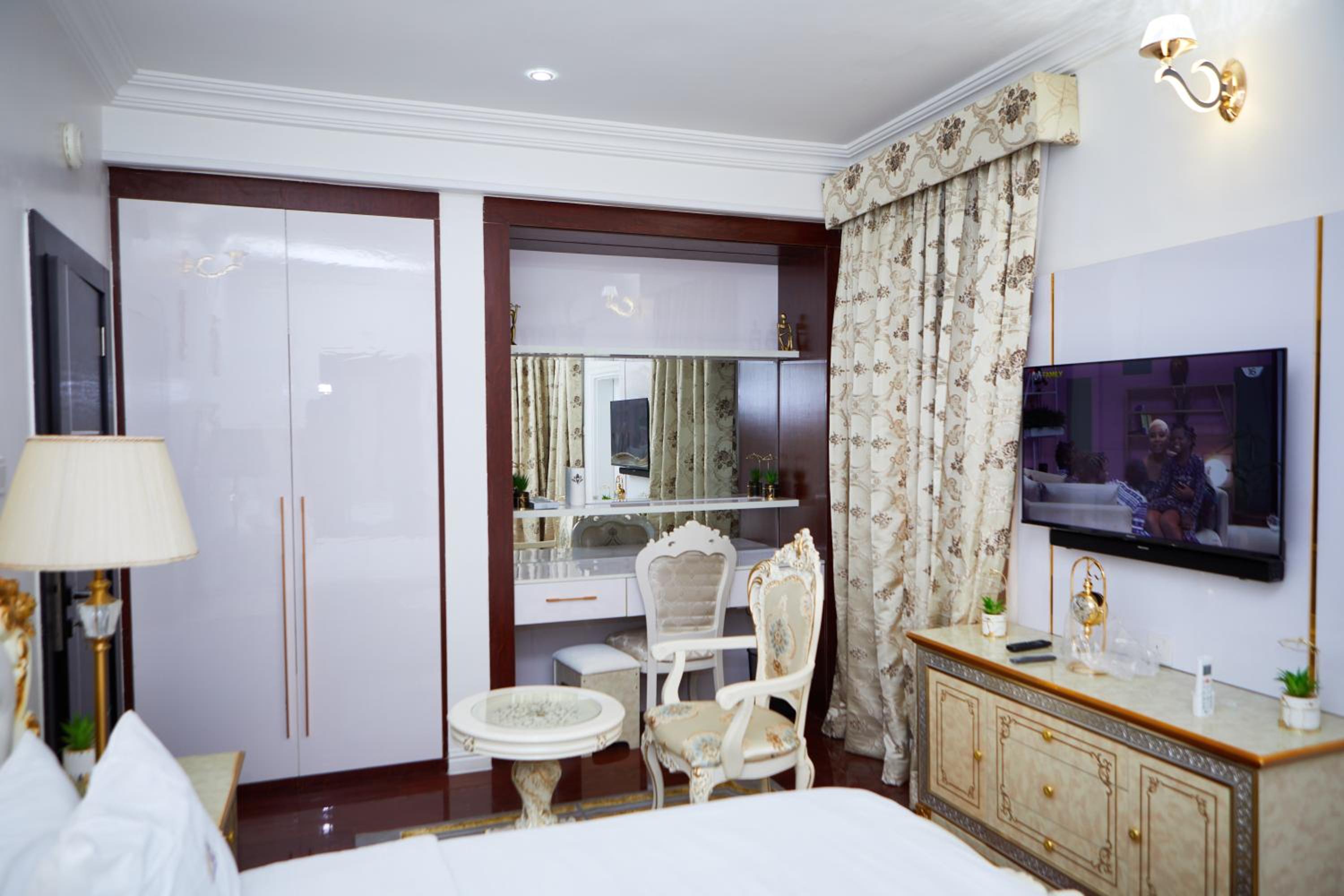 Kitex Place Apartment