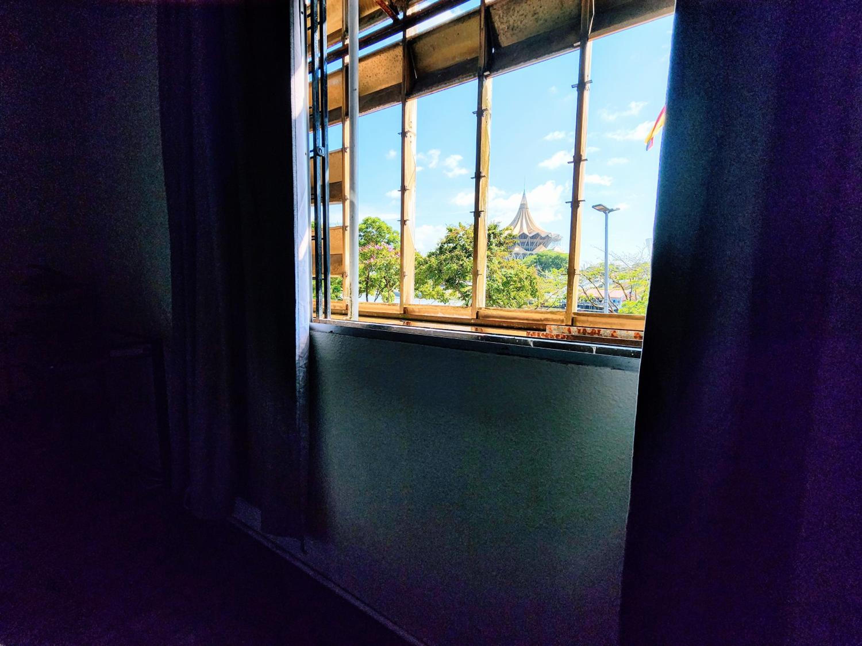 Upspot Kuching Waterfront Premium Hostel