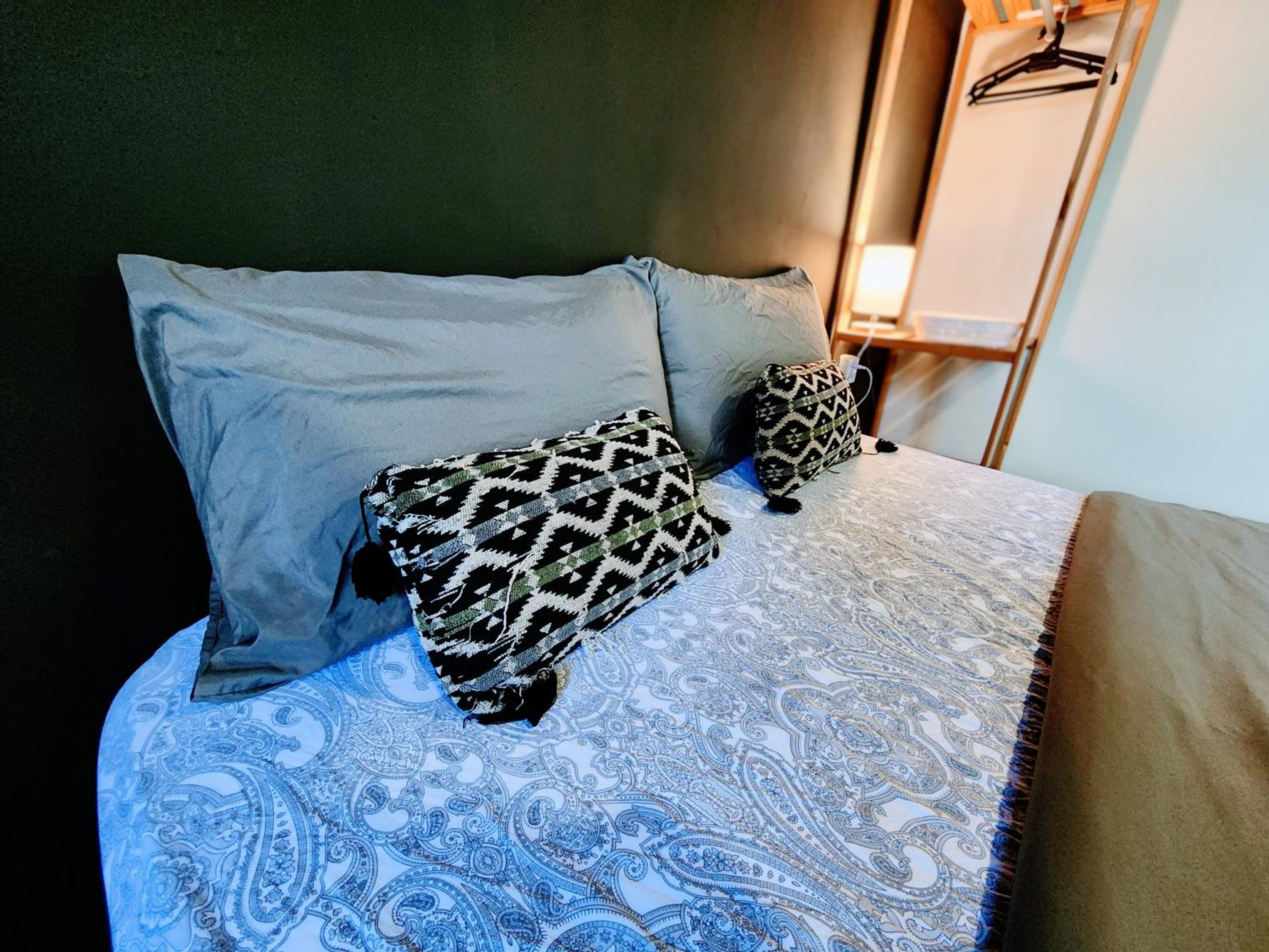 Upspot Kuching Waterfront Premium Hostel