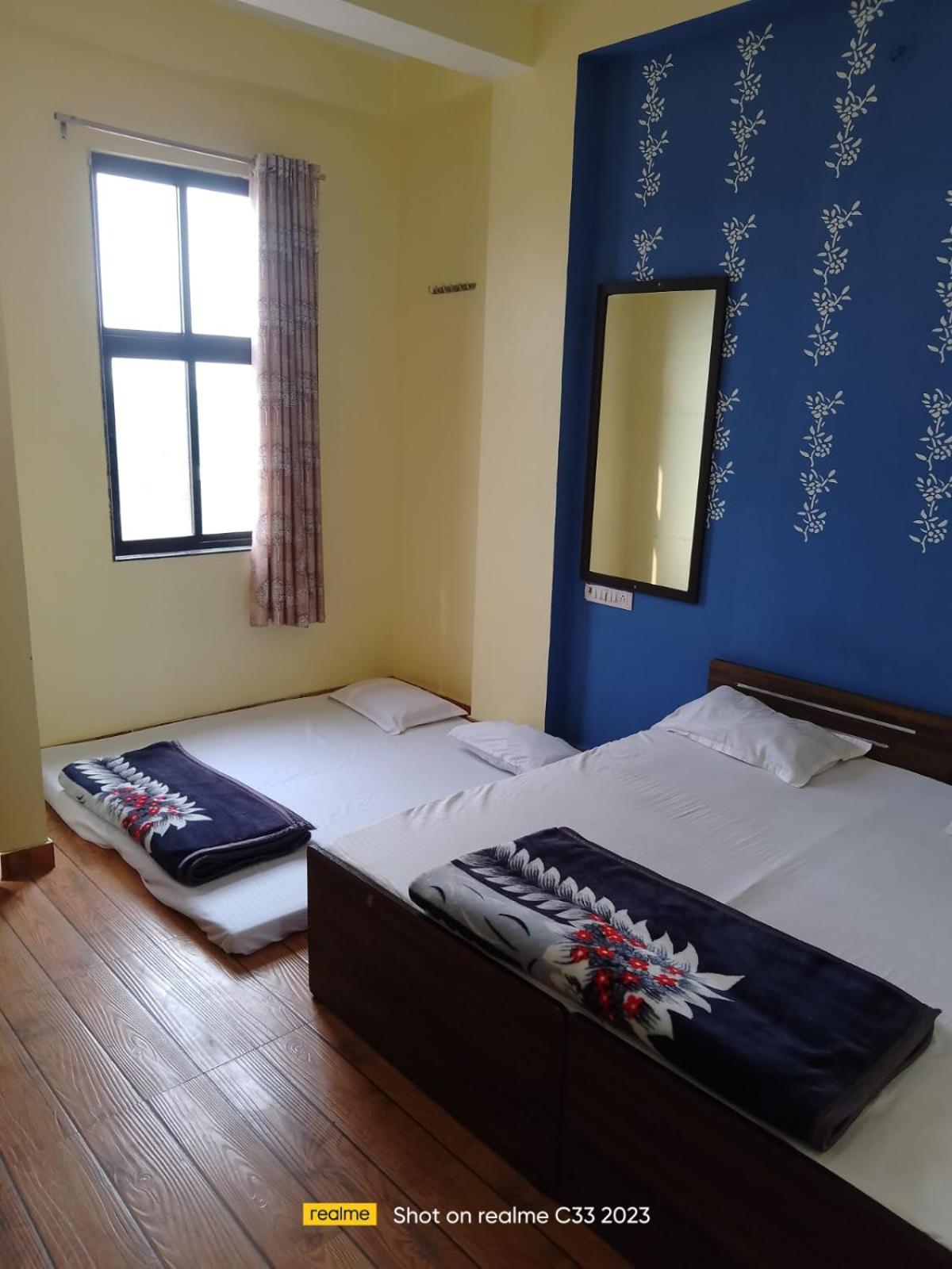 shree siddhivinayak hotel, Ani