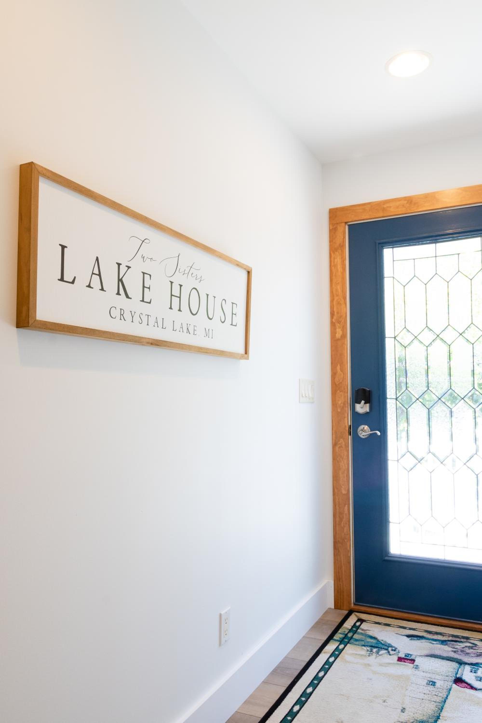 Two Sisters Lakehouse Private Waterfront Retreat w/Stunning Lake Views view 3