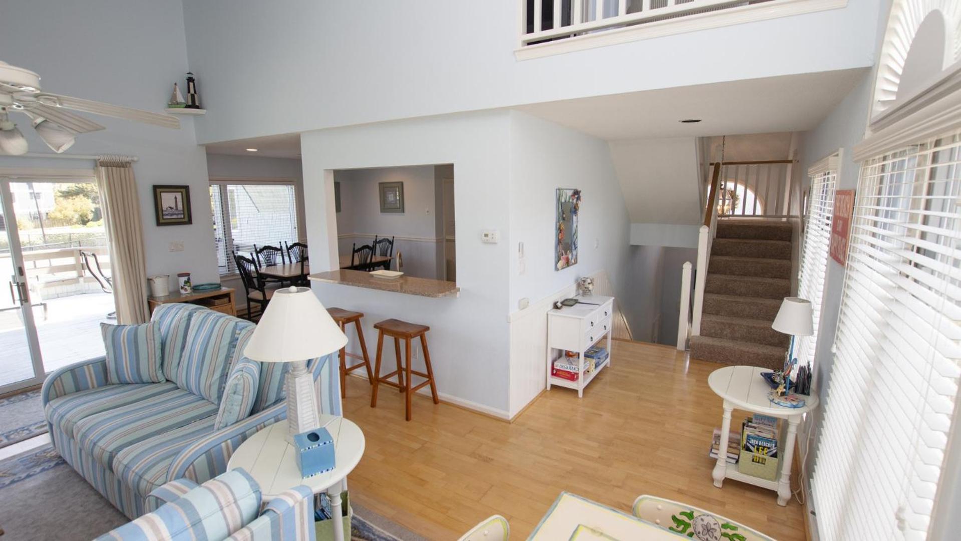 Oceanside, Community Pools, Close to Ocean, 605, Windswept view 4