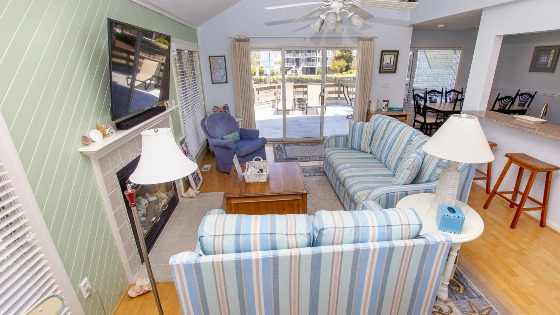 Oceanside, Community Pools, Close to Ocean, 605, Windswept view 5