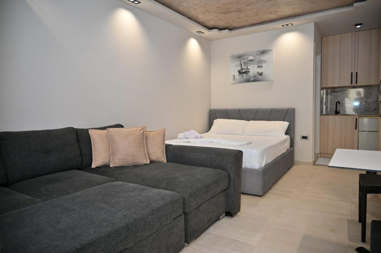 Andi Apartments