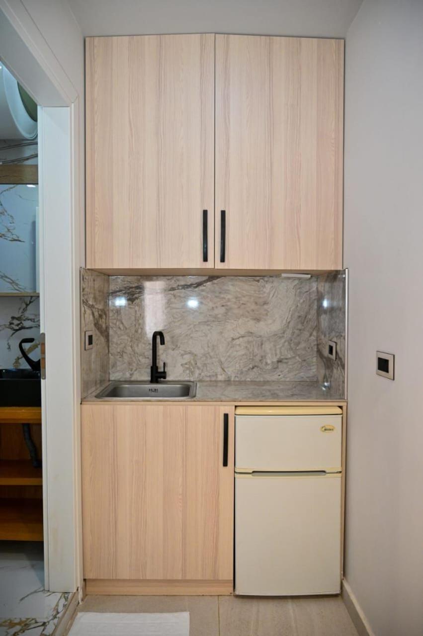 Andi Apartments