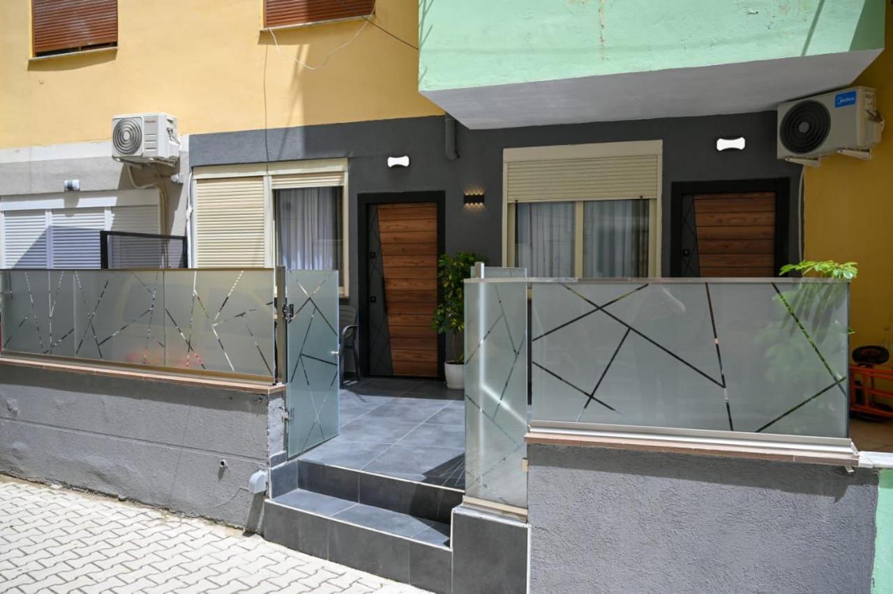 Andi Apartments
