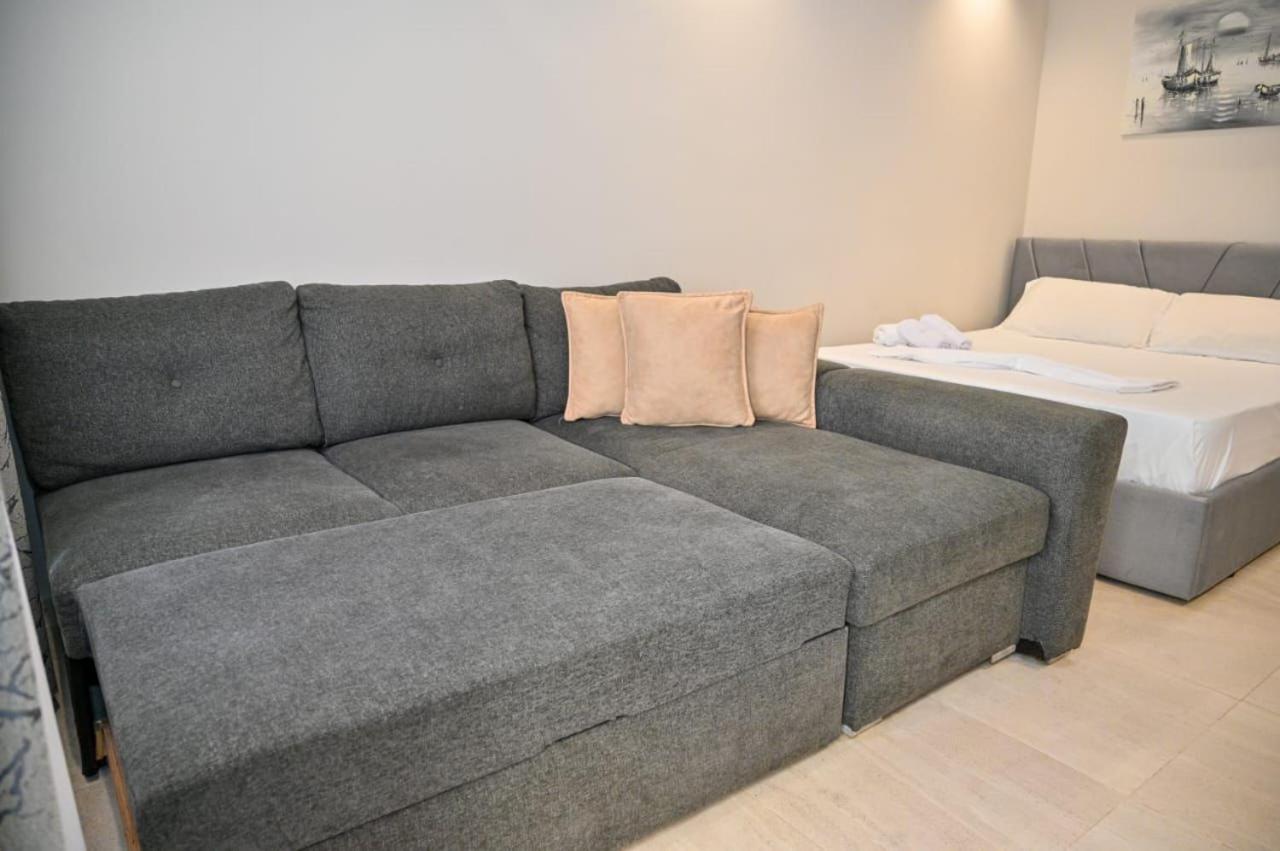 Andi Apartments