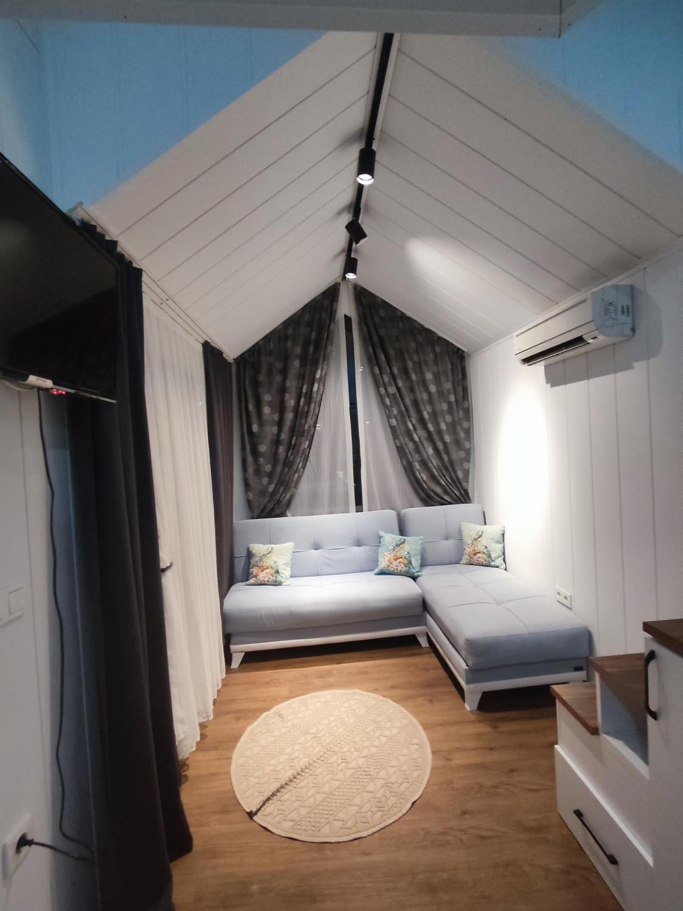 Dikili ZeyTiny House