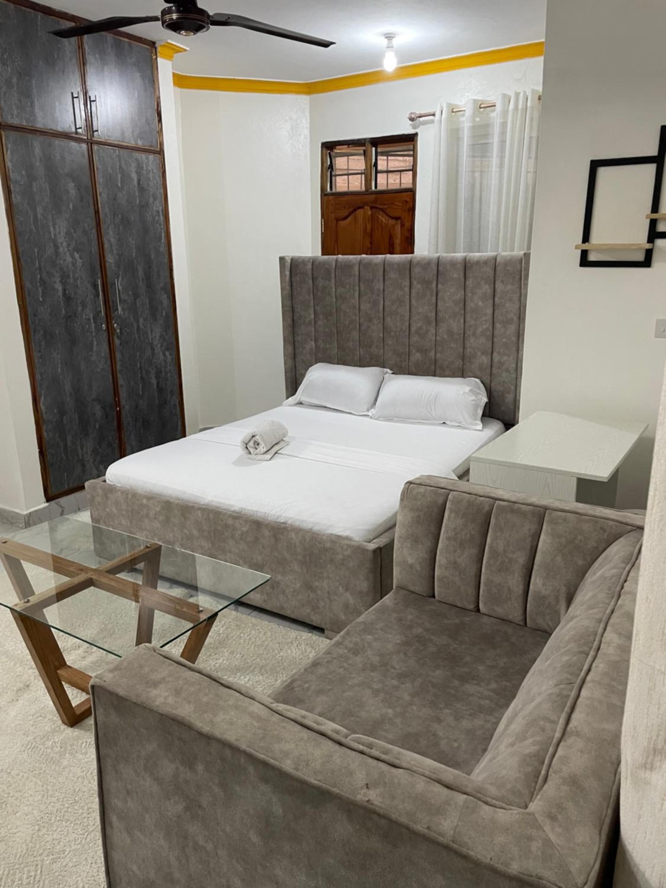Tulivu Studio Apartment in Bamburi Mombasa view 3
