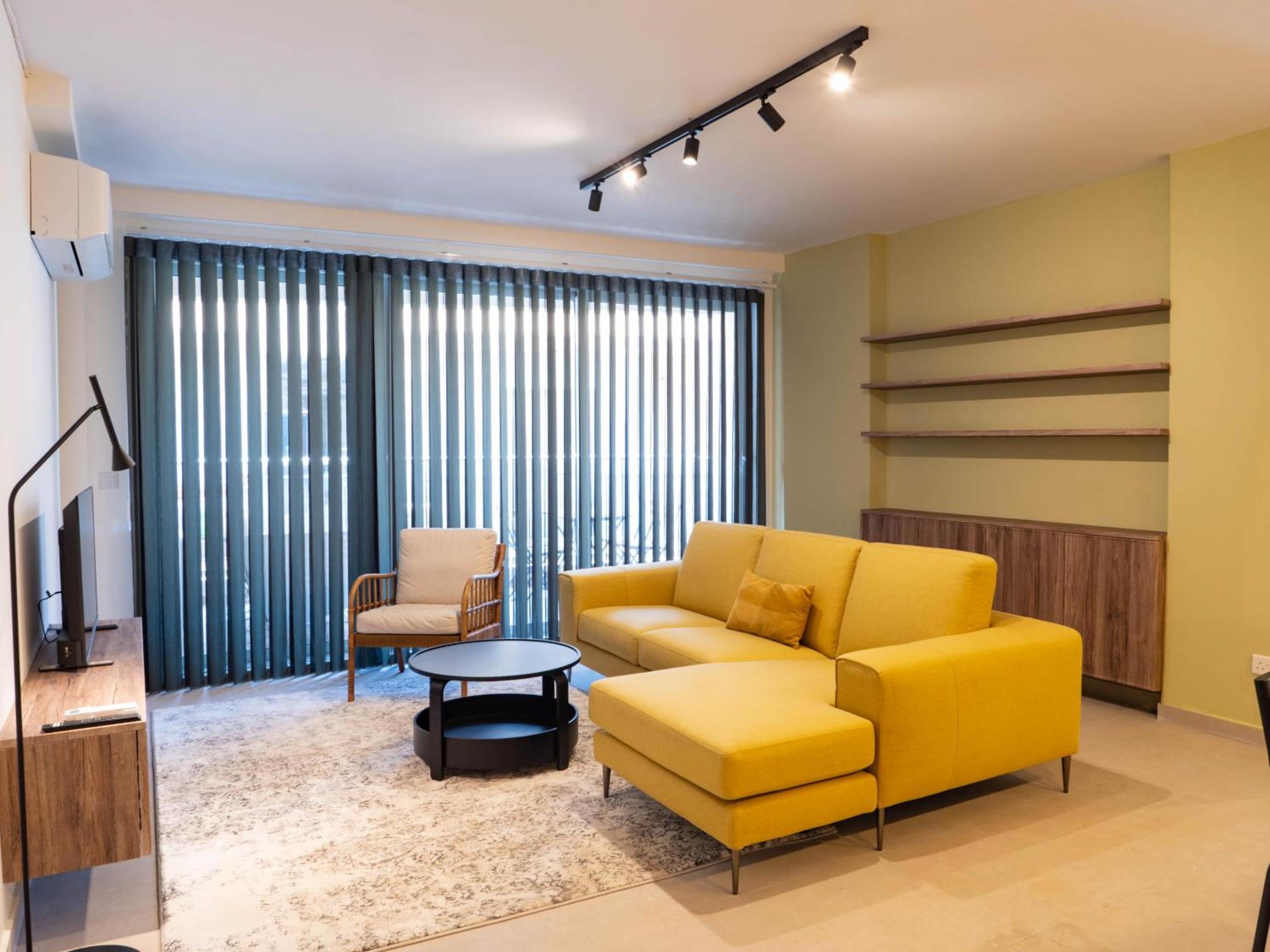 Ultra Modern Apartment off St Julians photo 3