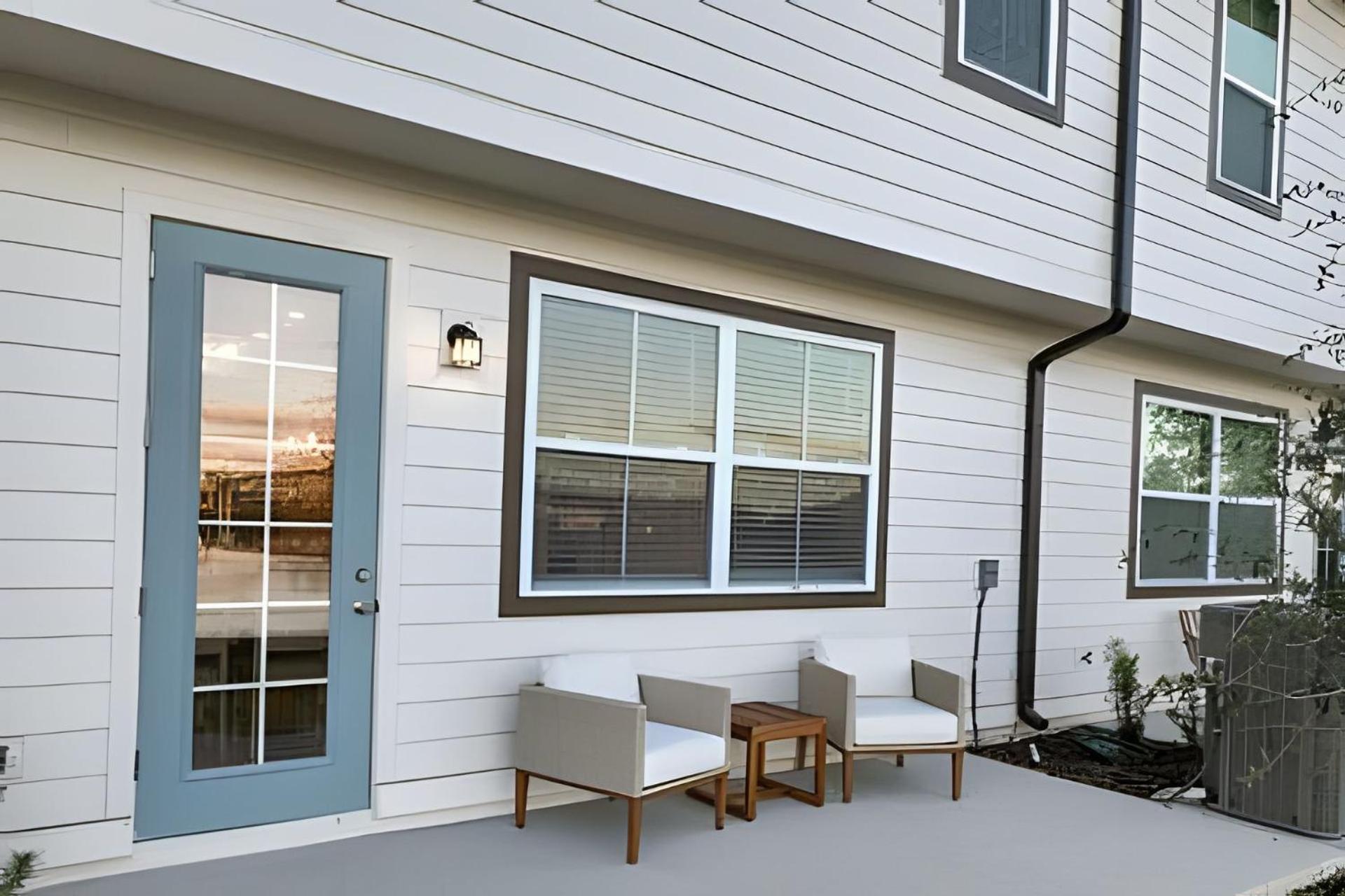Elegant Retreat Near Disney view 4
