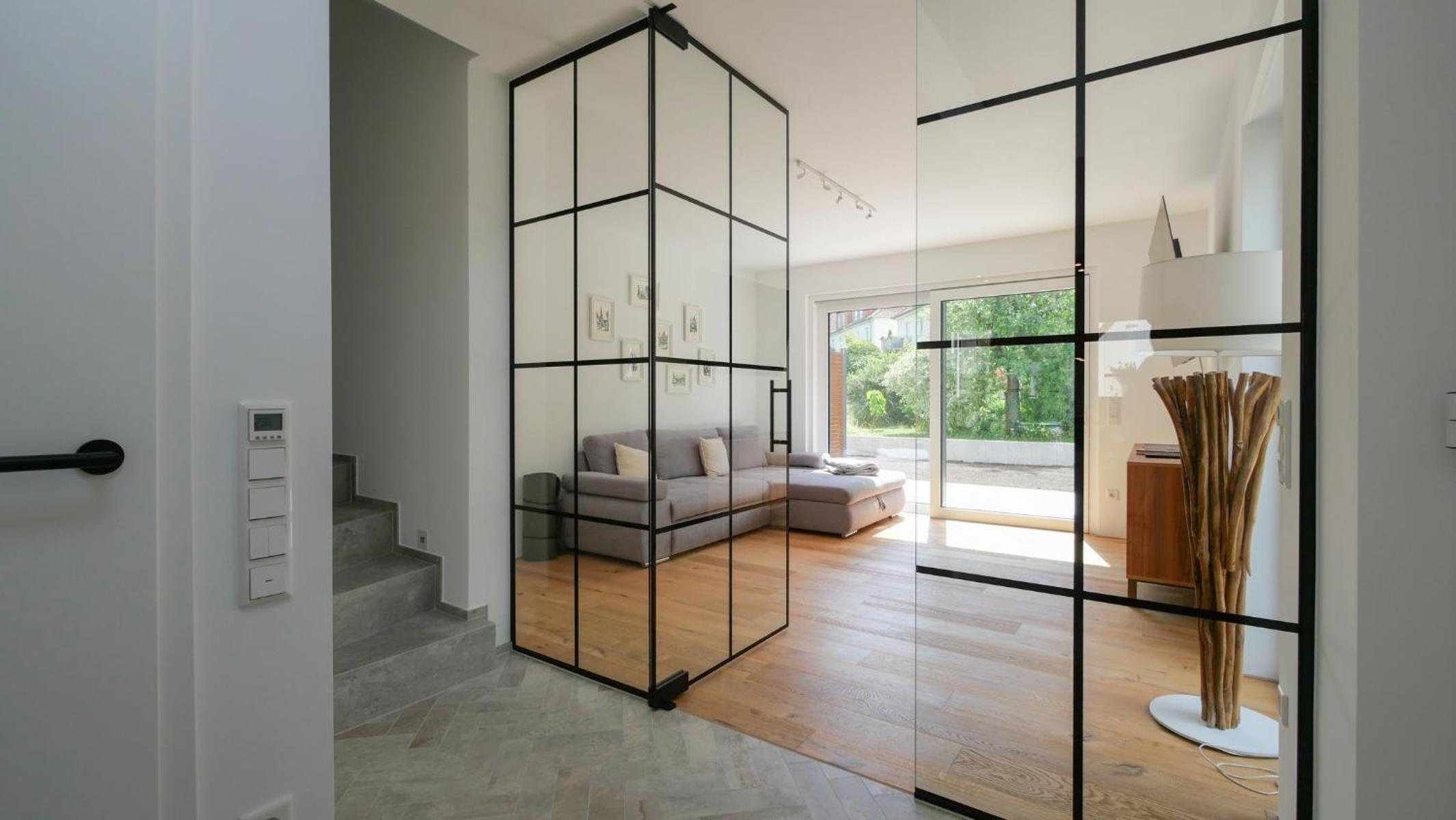 Eleganter Neubau-Luxus in Paderborn & stilvoller Rückzugsort für bis zu 9 Gäste
