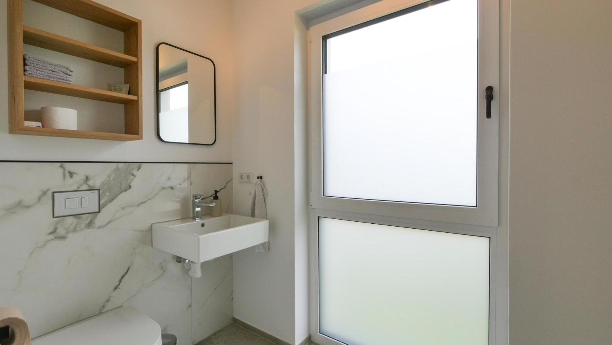 Eleganter Neubau-Luxus in Paderborn & stilvoller Rückzugsort für bis zu 9 Gäste
