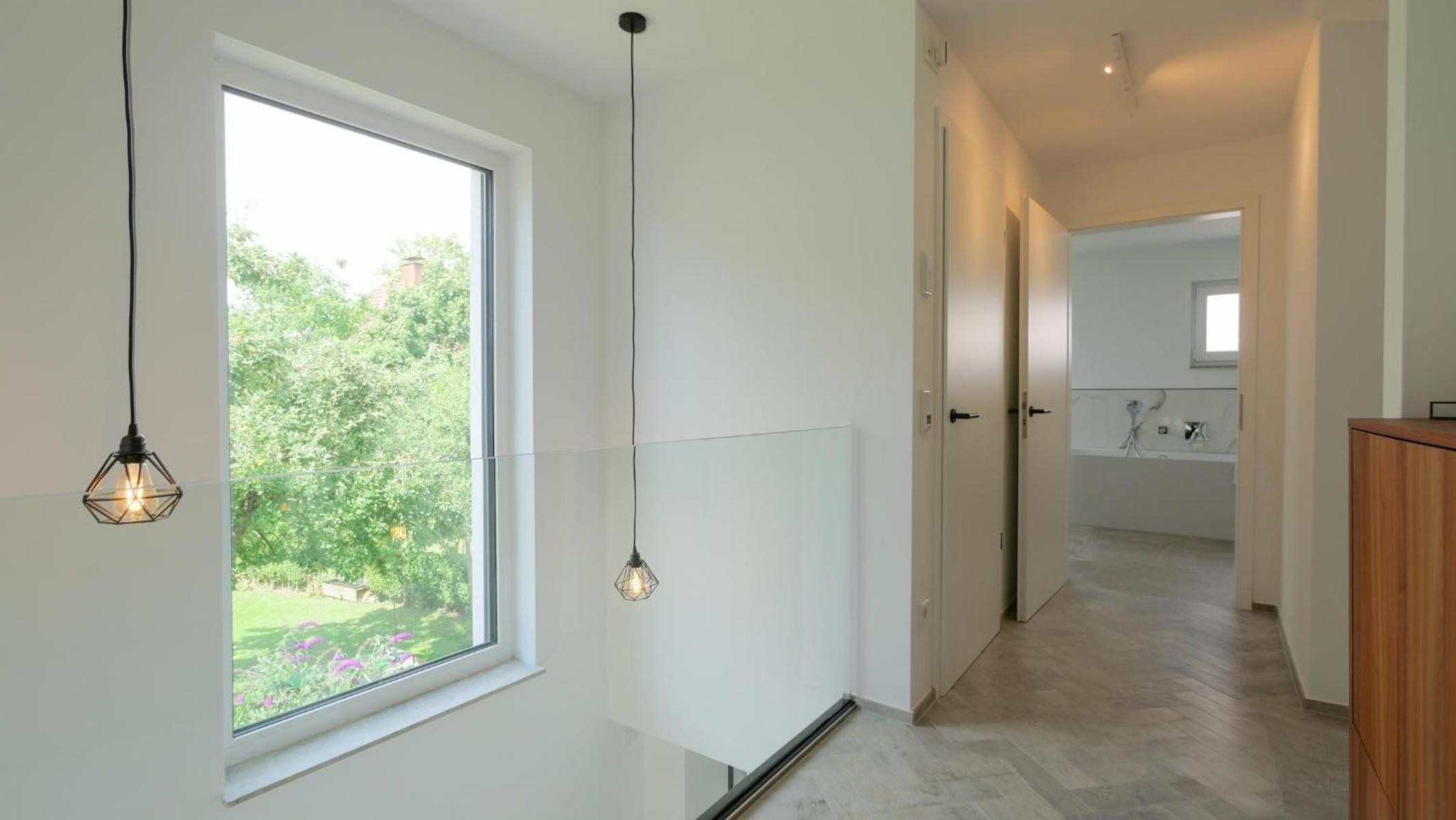 Eleganter Neubau-Luxus in Paderborn & stilvoller Rückzugsort für bis zu 9 Gäste
