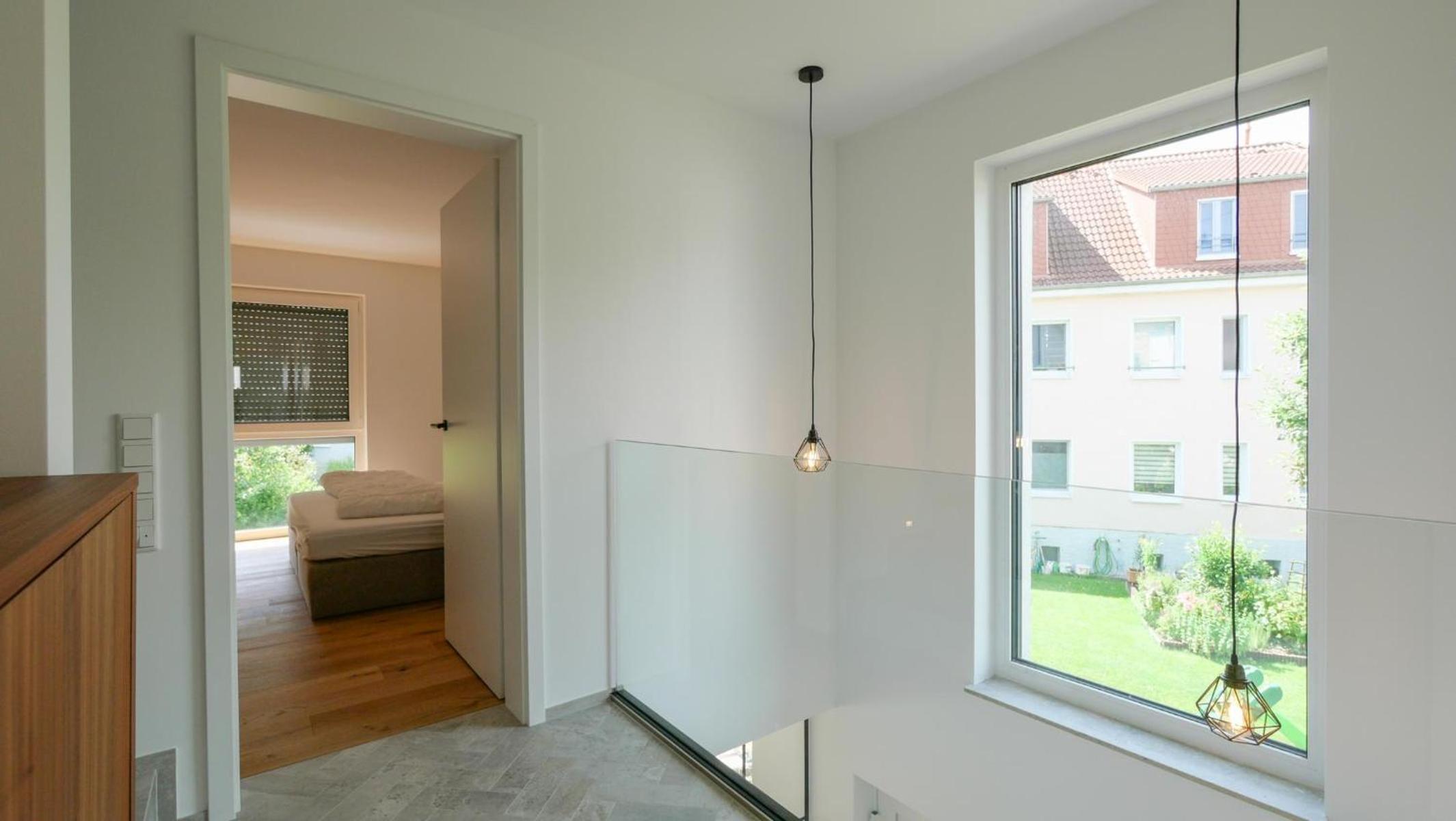 Eleganter Neubau-Luxus in Paderborn & stilvoller Rückzugsort für bis zu 9 Gäste