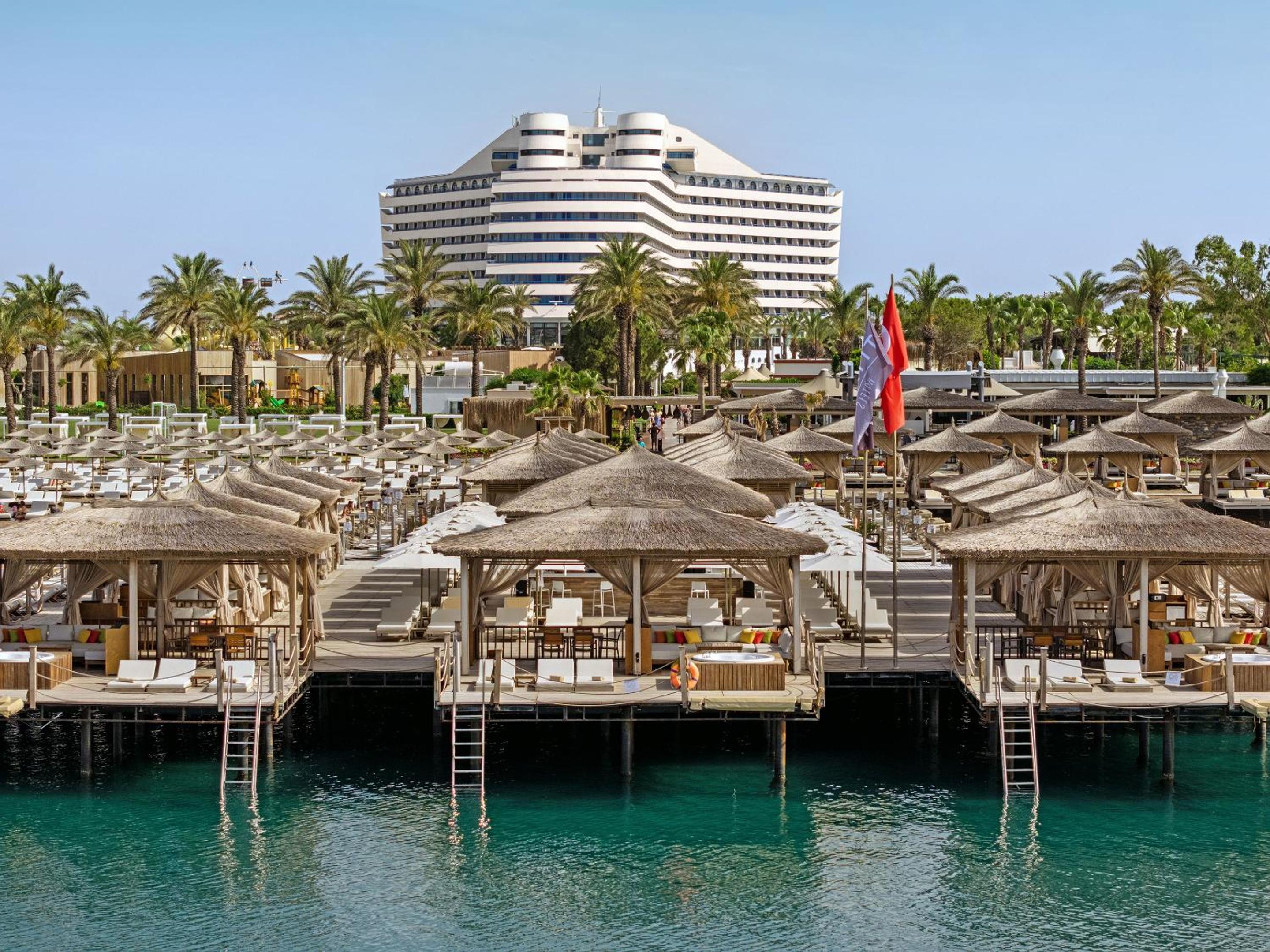 Hotel Titanic Deluxe Lara - Image 1