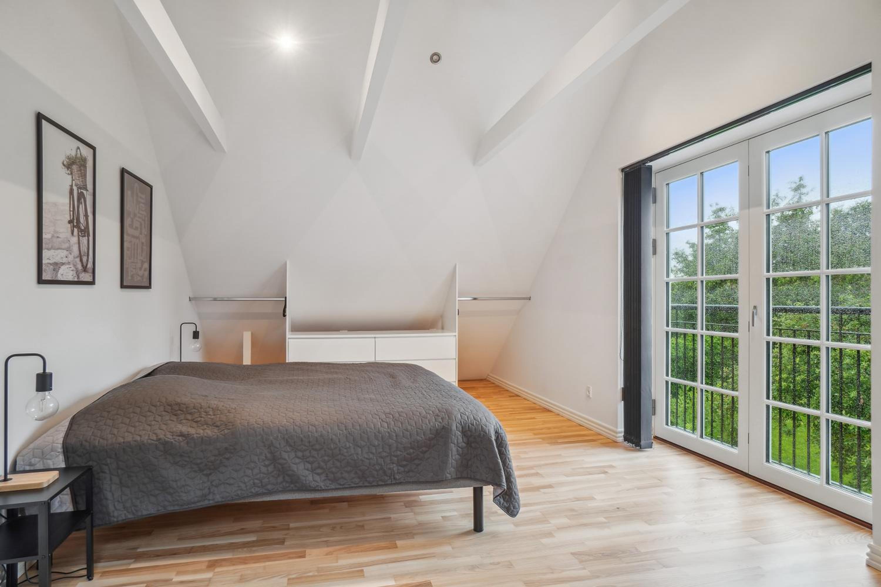 Nyrenoveret 3BR nær Aarhus m Gratis Parkering