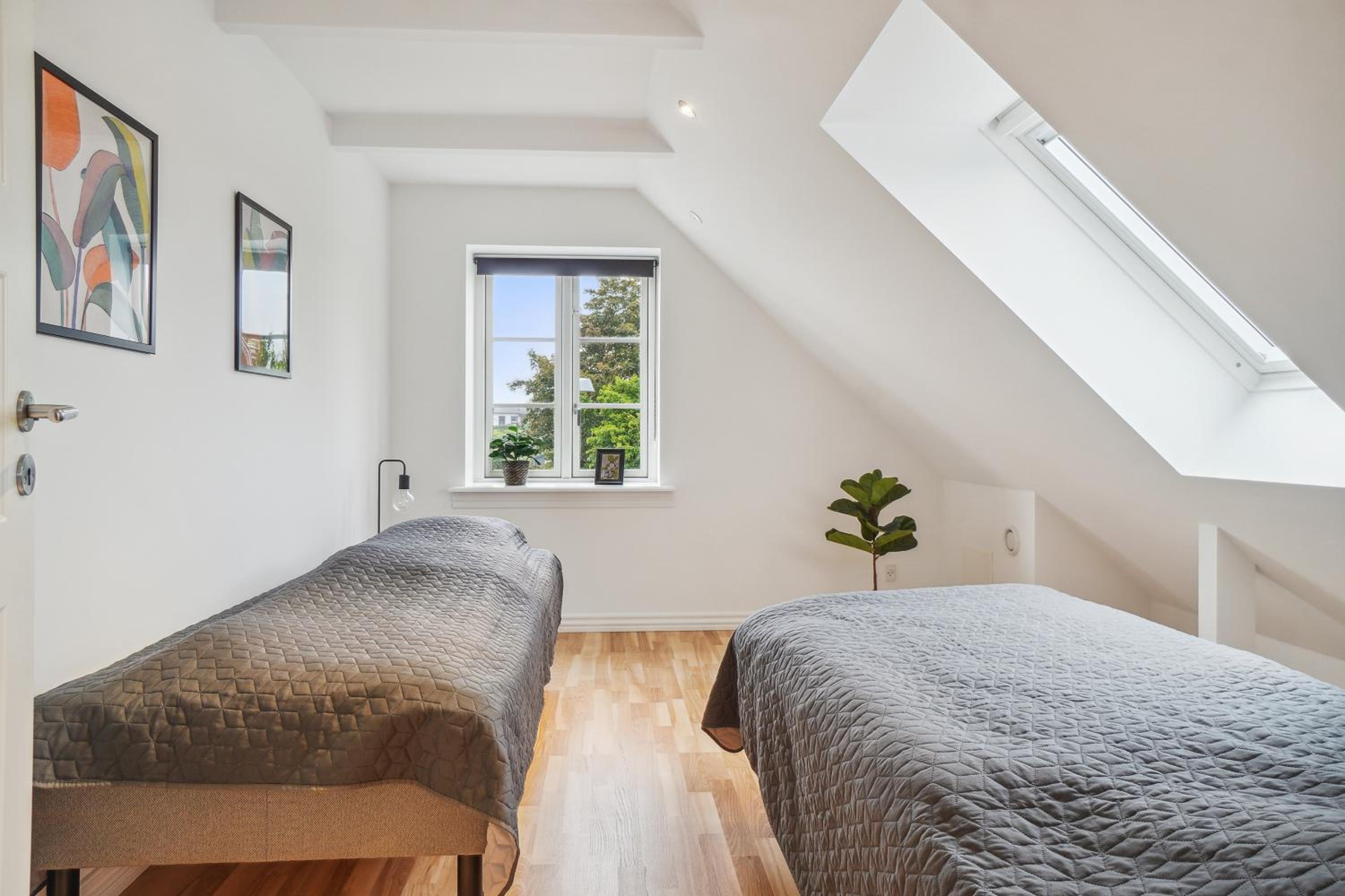 Nyrenoveret 3BR nær Aarhus m Gratis Parkering