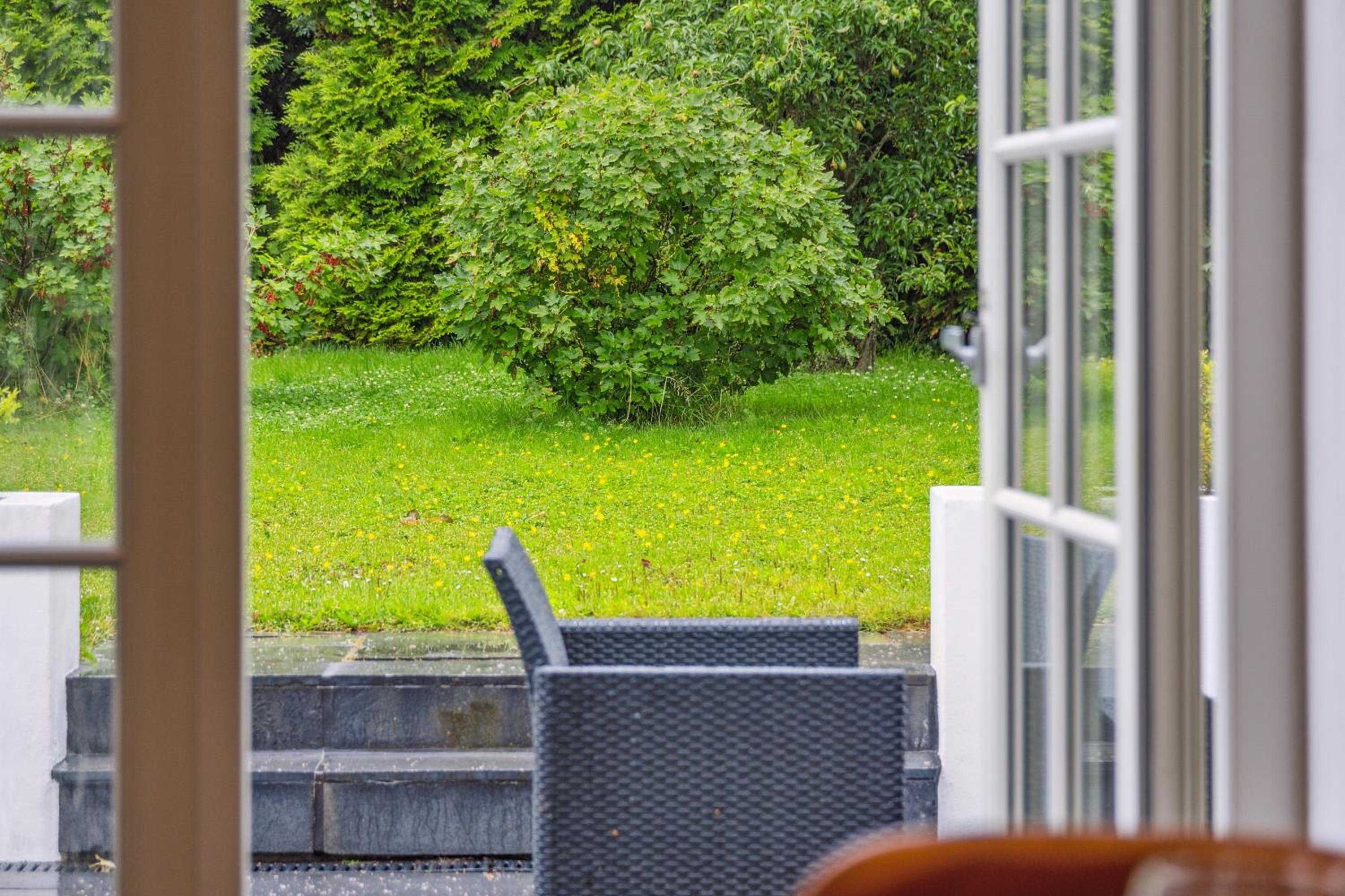 Nyrenoveret 3BR nær Aarhus m Gratis Parkering