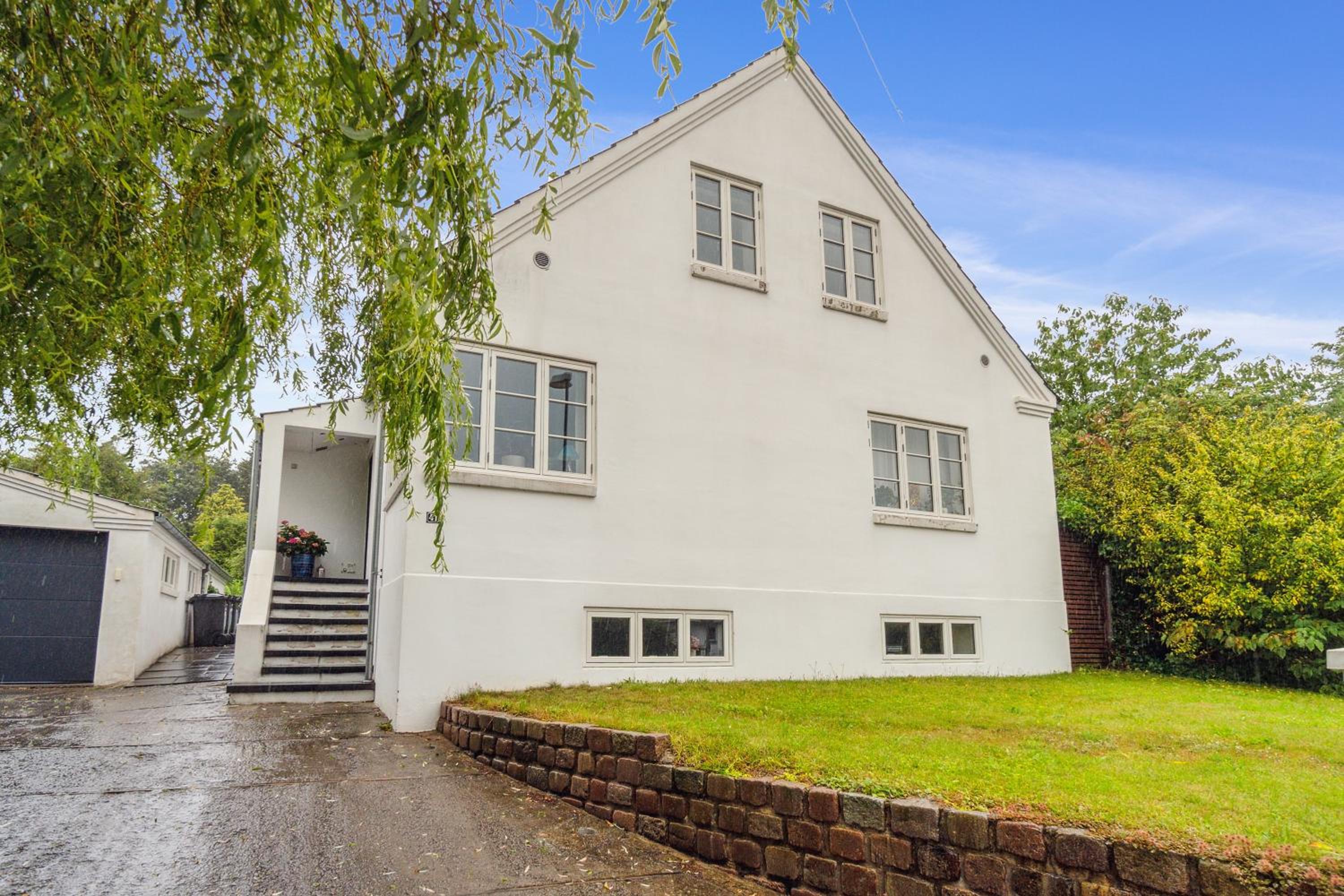 Nyrenoveret 3BR nær Aarhus m Gratis Parkering