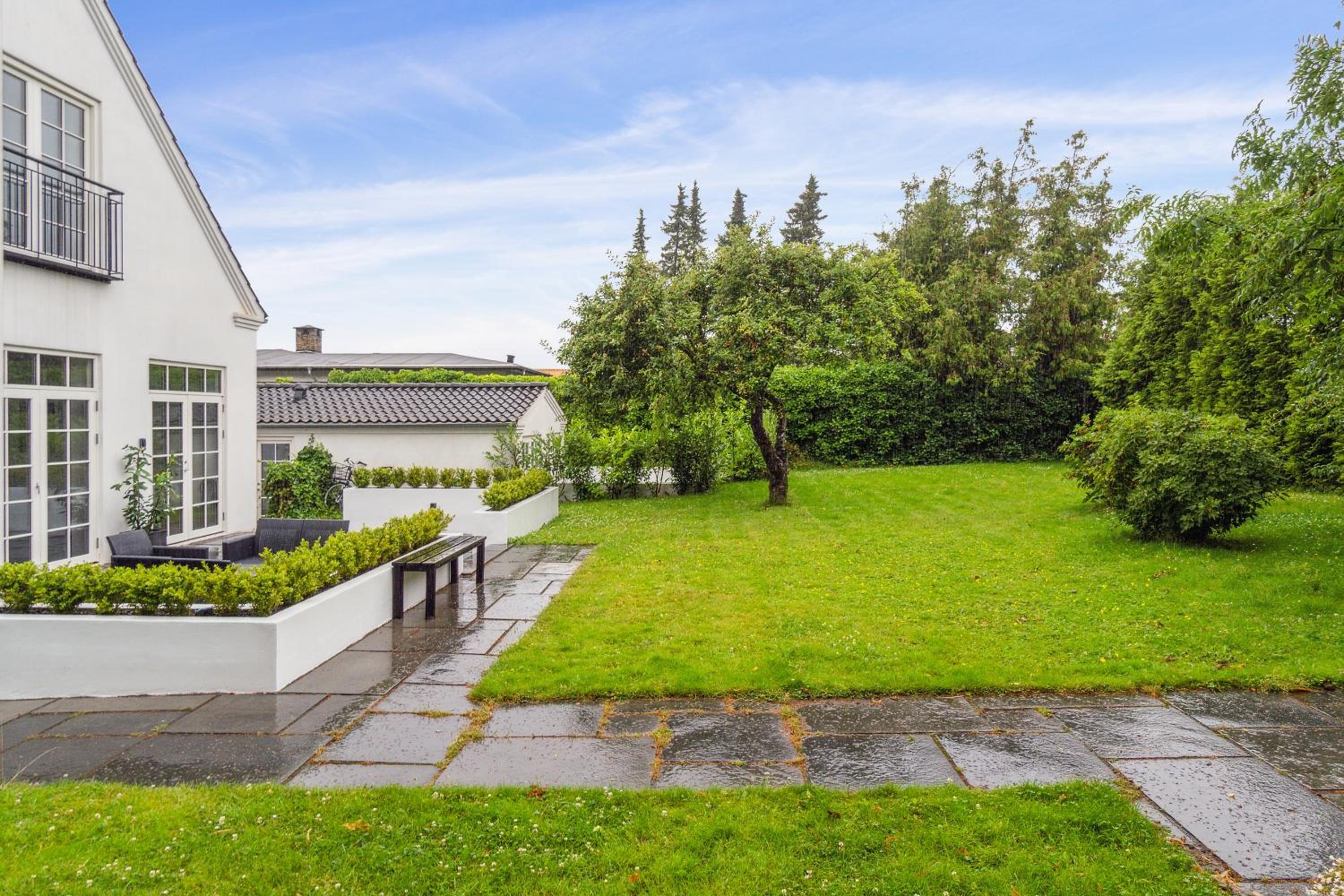 Nyrenoveret 3BR nær Aarhus m Gratis Parkering