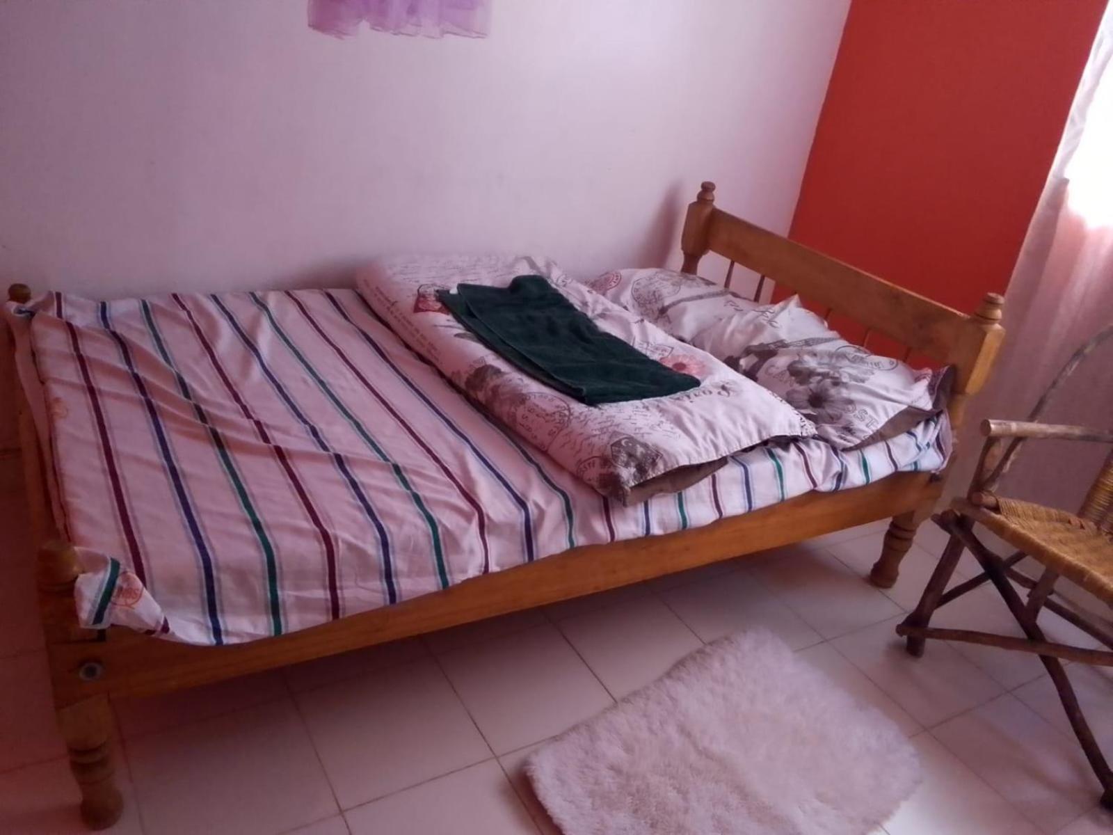 3 Bed Guesthouse with with Water, Electricity Wifi view 5