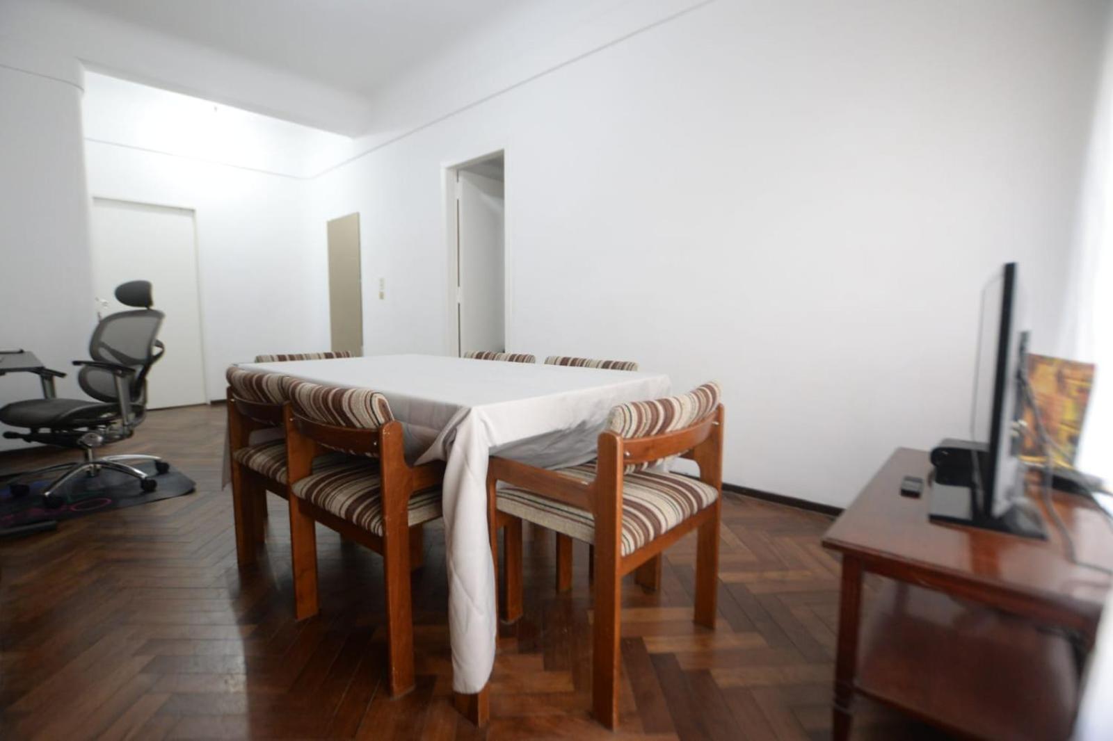 departamento hasta 8 pesonas frente a plaza Colon cento estacionamiento