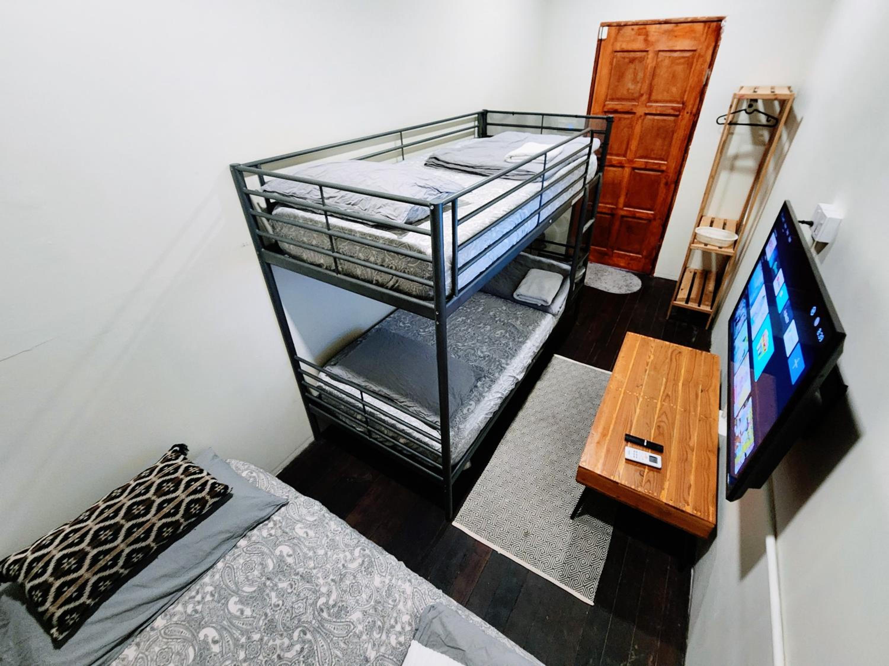 Upspot Kuching Waterfront Premium Hostel