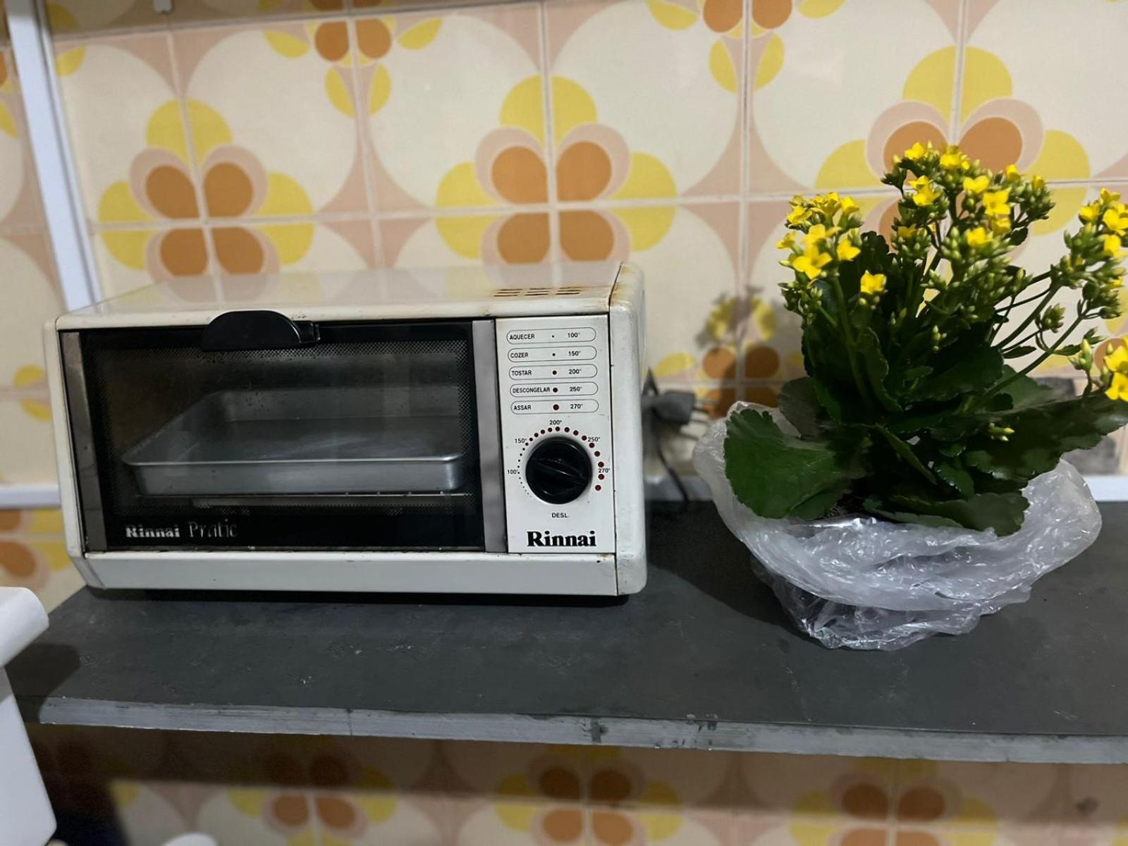 Enseada Casa com churrasqueira- 100 metros da praia com 4 dorm para até 14 pessoas