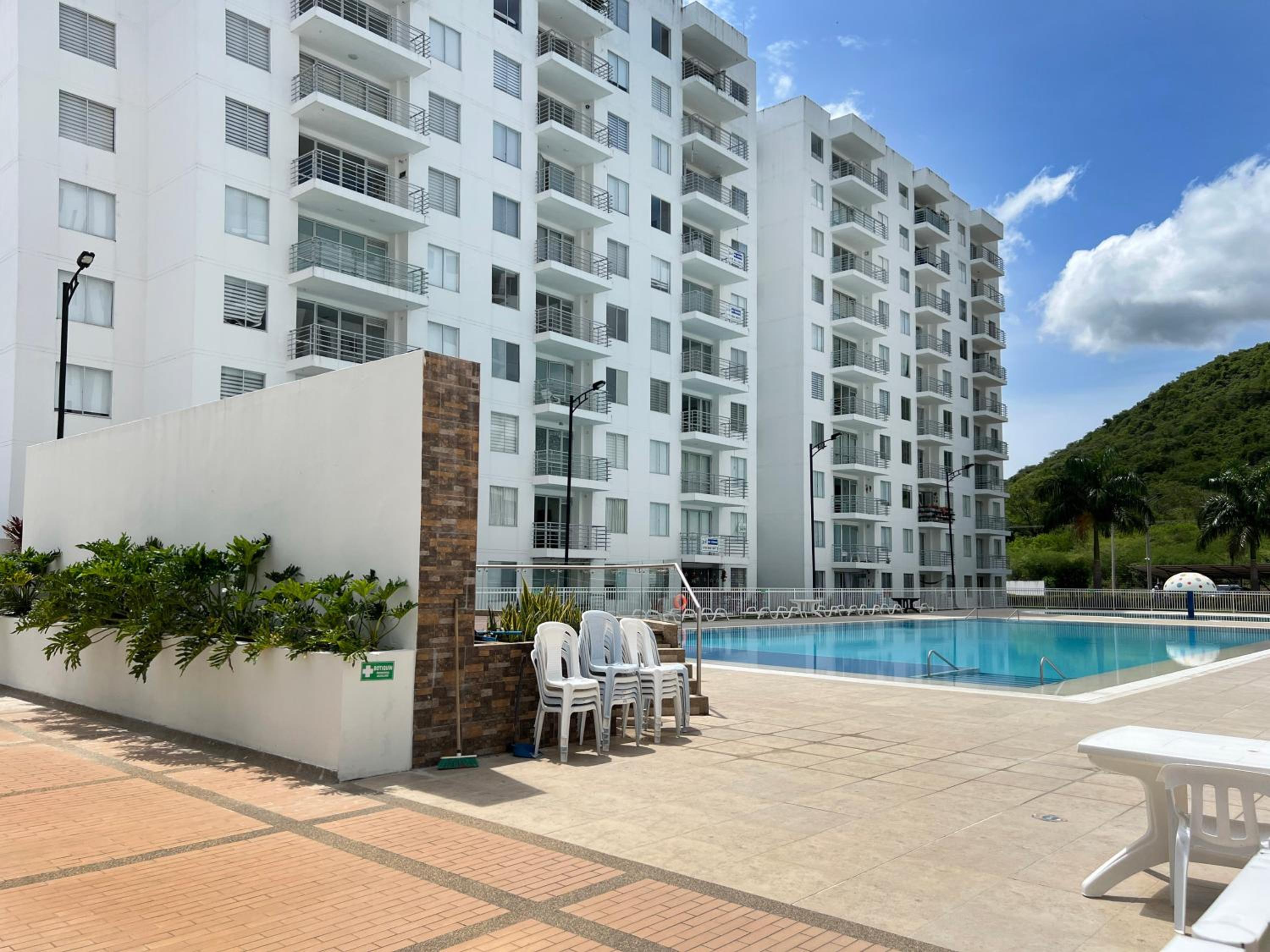 Apartamento nuevo, cómodo y muy bien equipado en Girardot