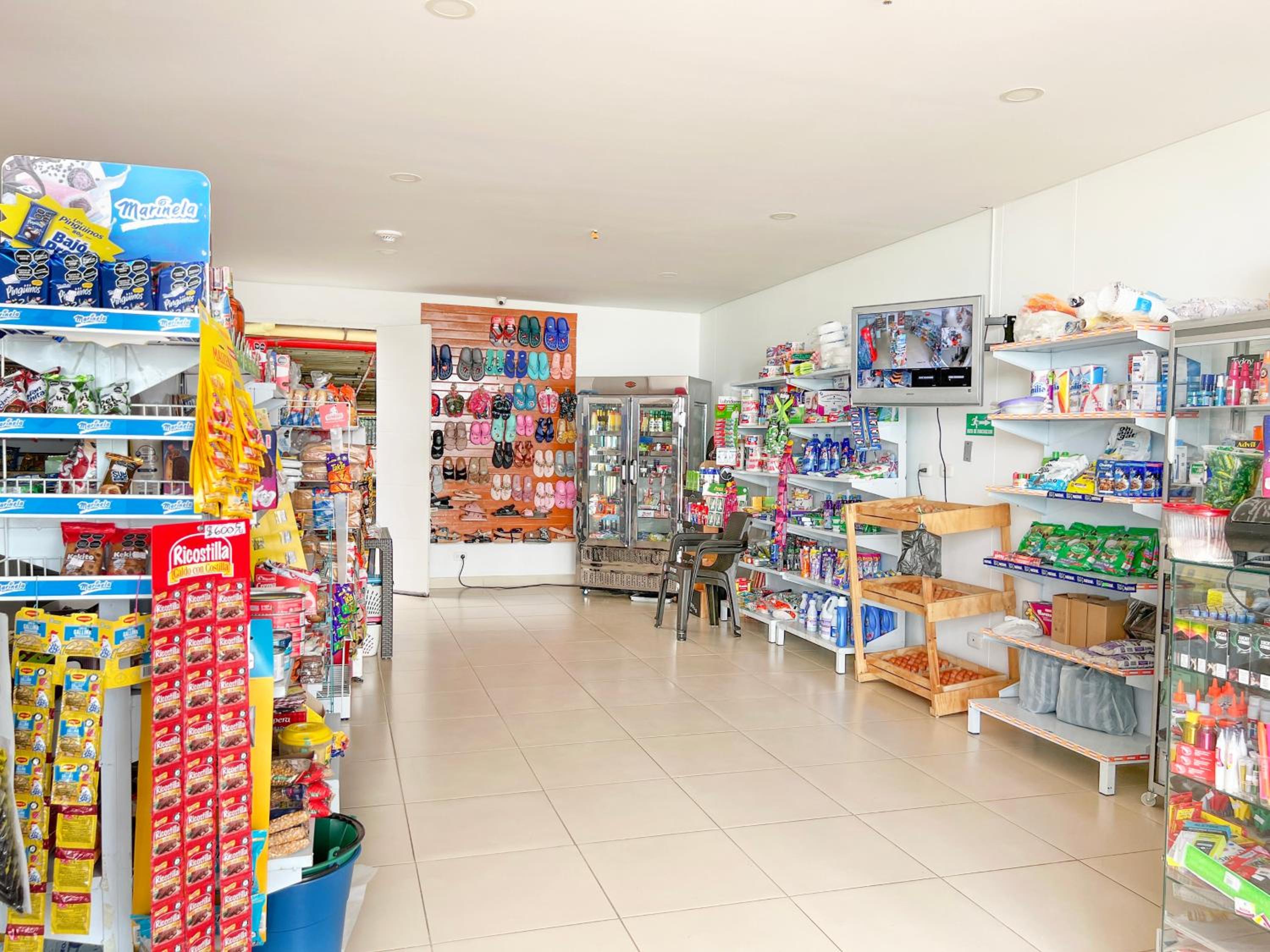 Apartamento nuevo, cómodo y muy bien equipado en Girardot
