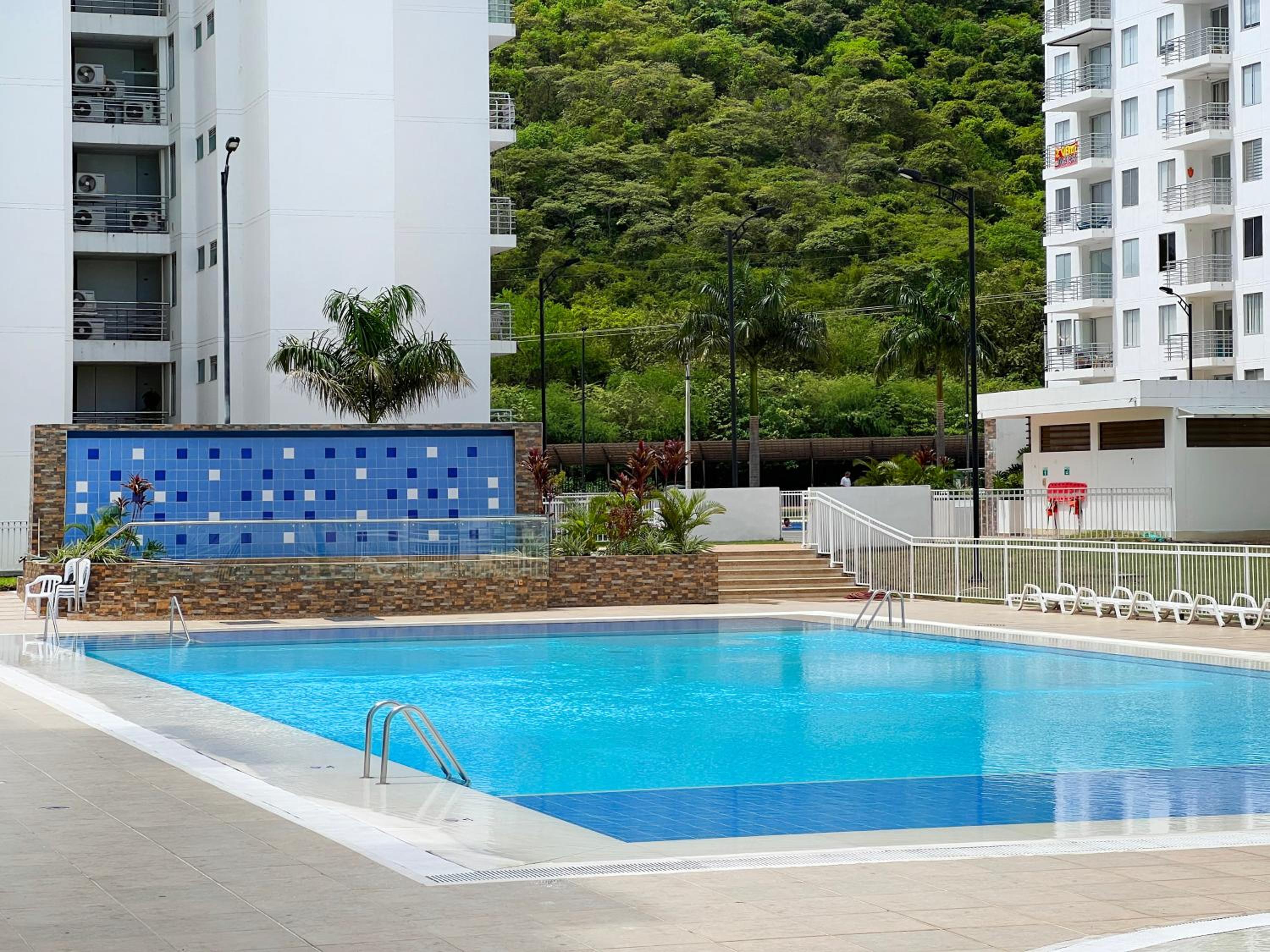 Apartamento nuevo, cómodo y muy bien equipado en Girardot