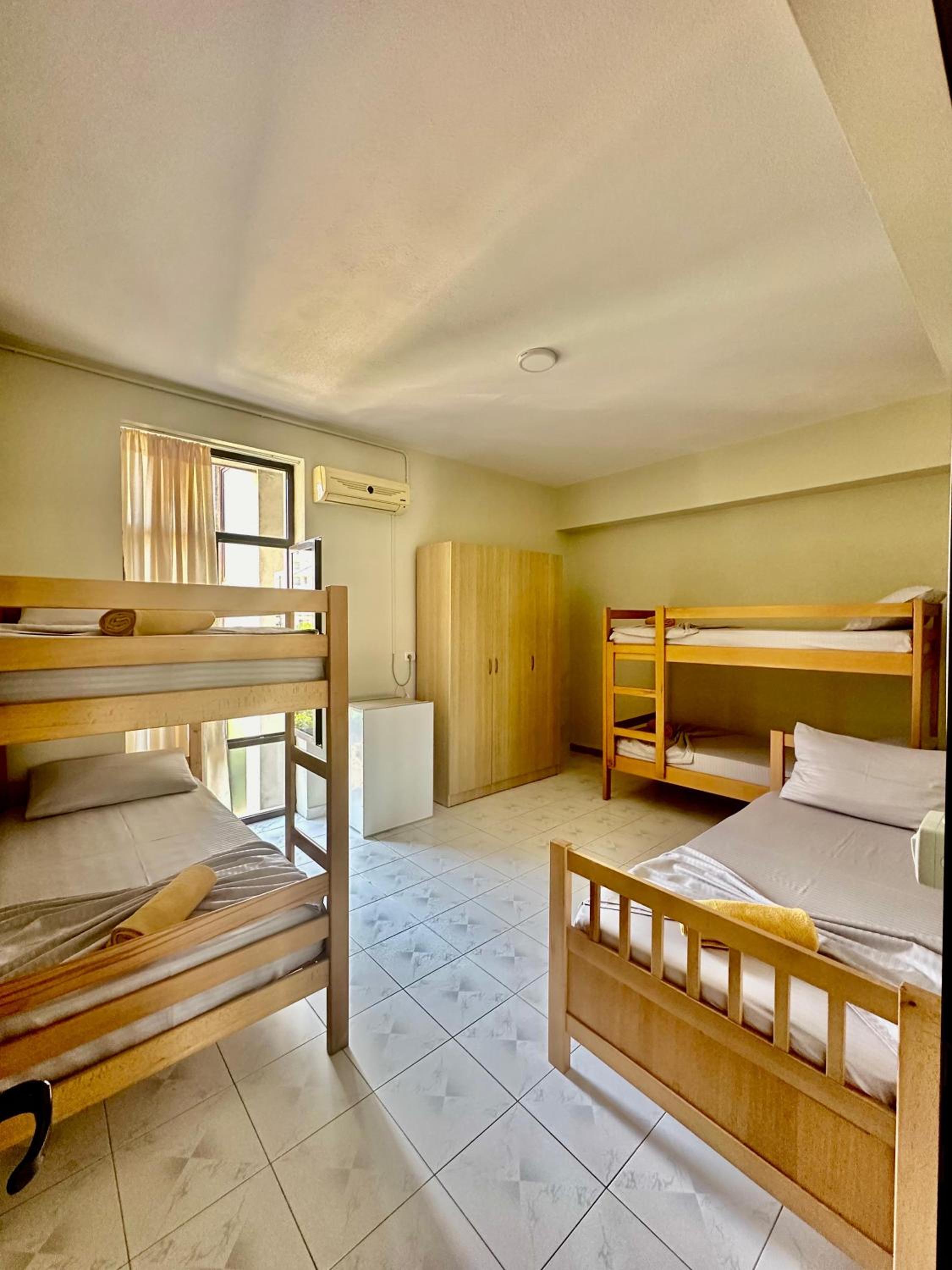 Smiley Guesthouse Shkoder photo 4