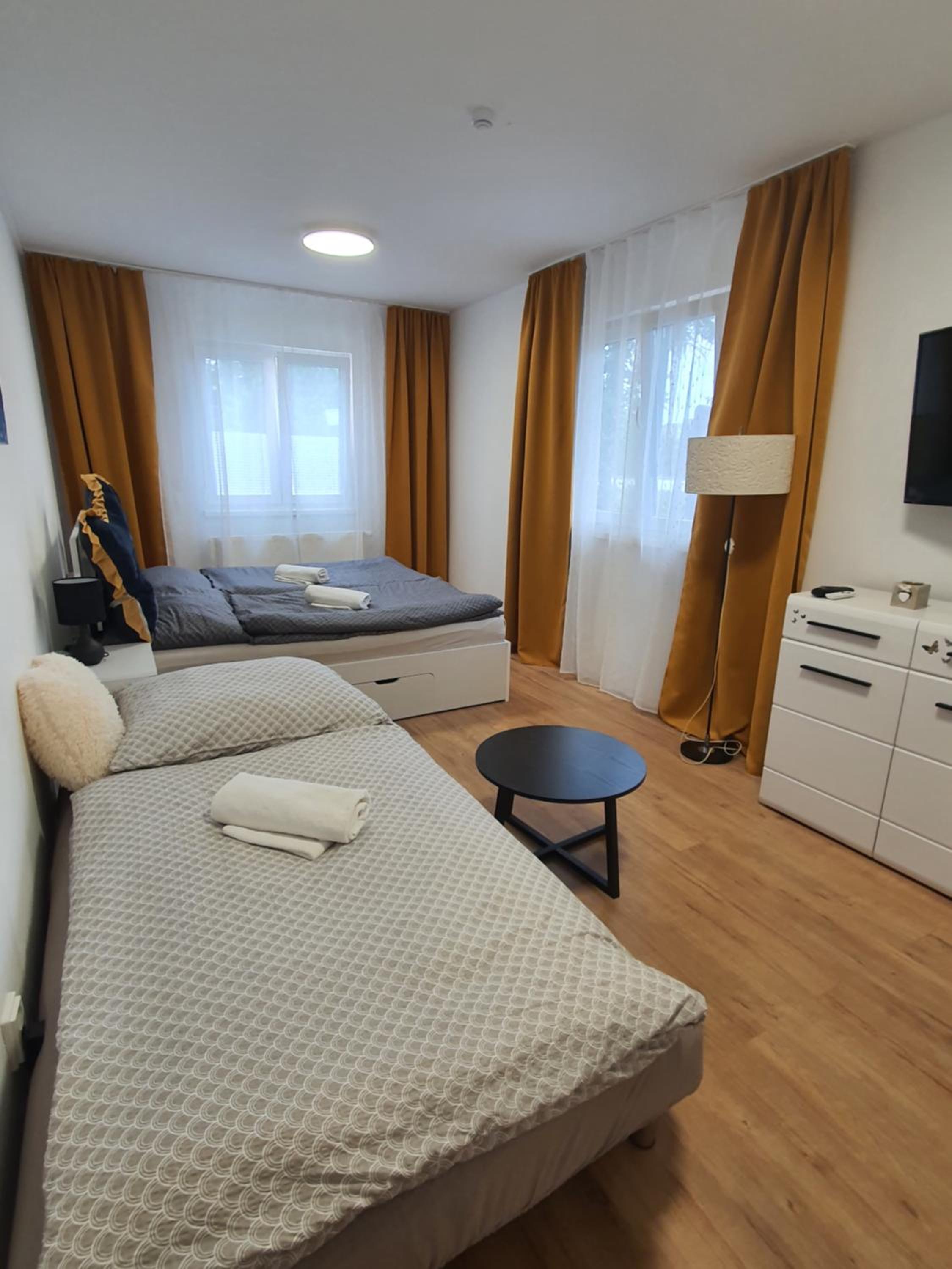 ARONIA s terasou & parking free