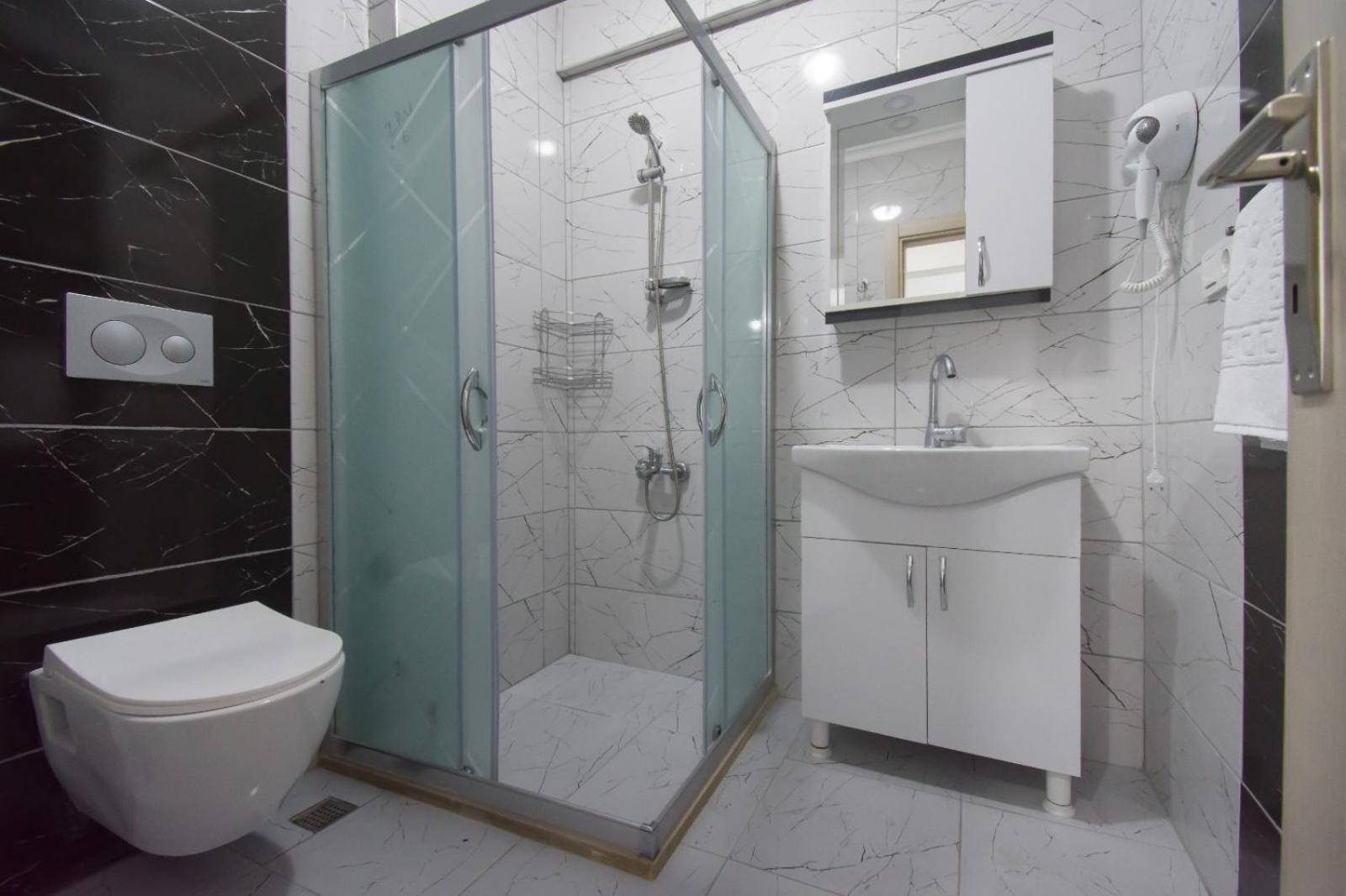 Yılmaz Apart 1