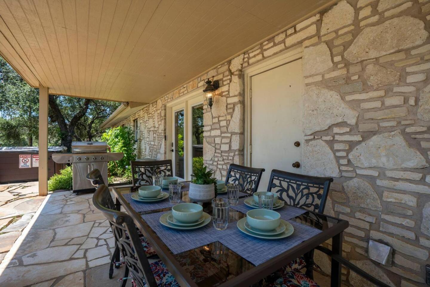 Marble Falls Vacations - Lake LBJ Pet Friendly Home - Property Image 4