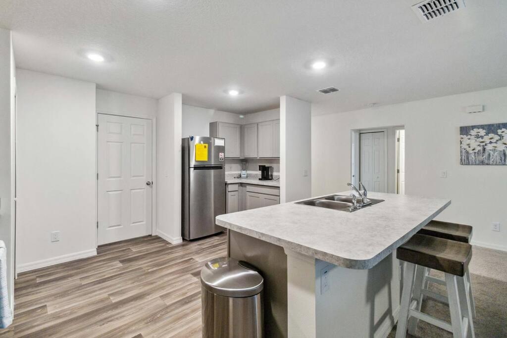 The Home away from Home Palm Bay view 4