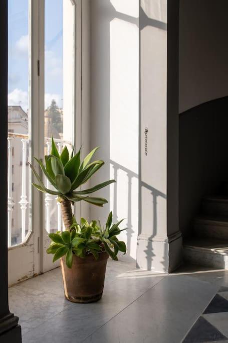 Central Charming house at Naples
