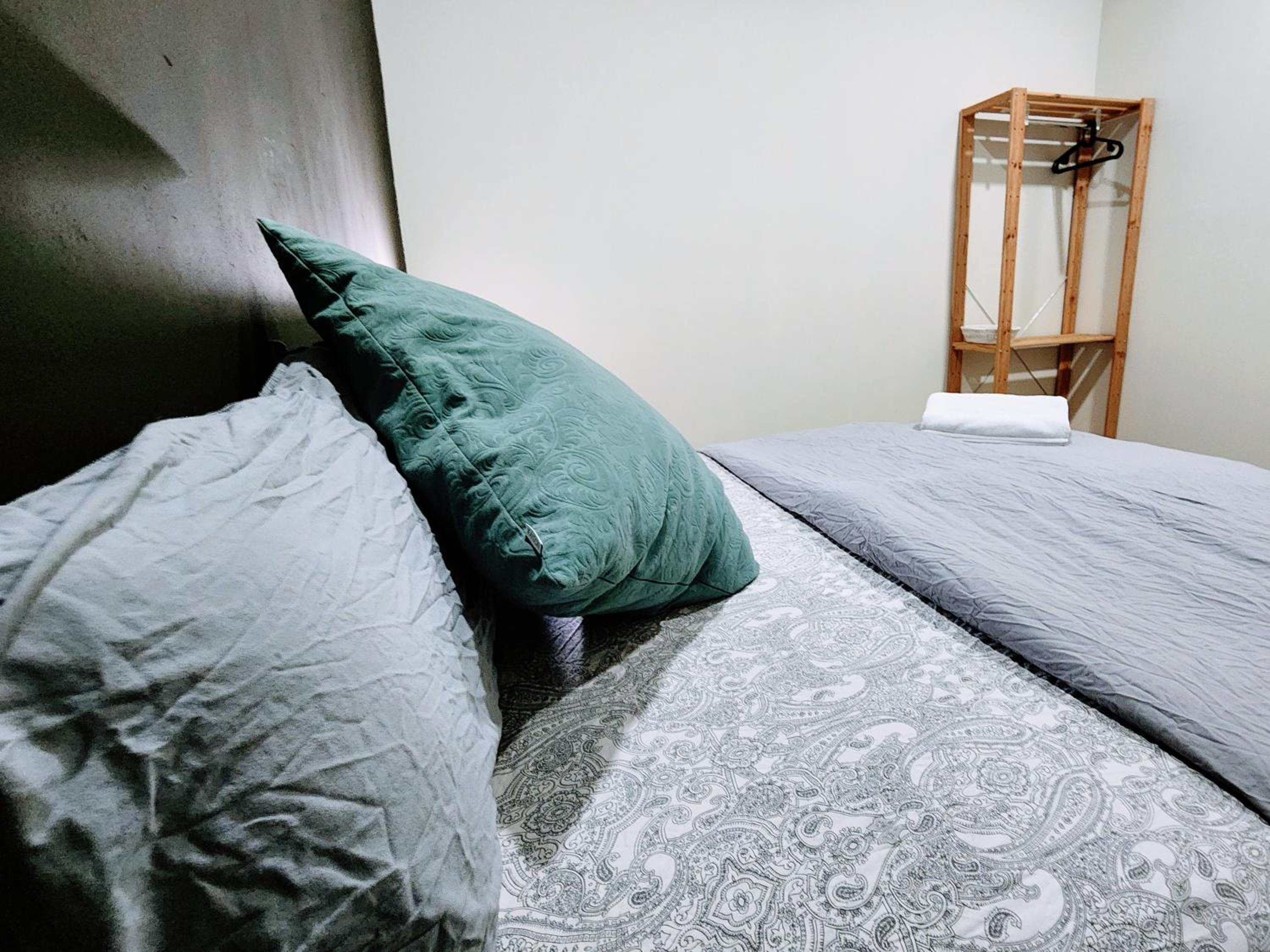 Upspot Kuching Waterfront Premium Hostel