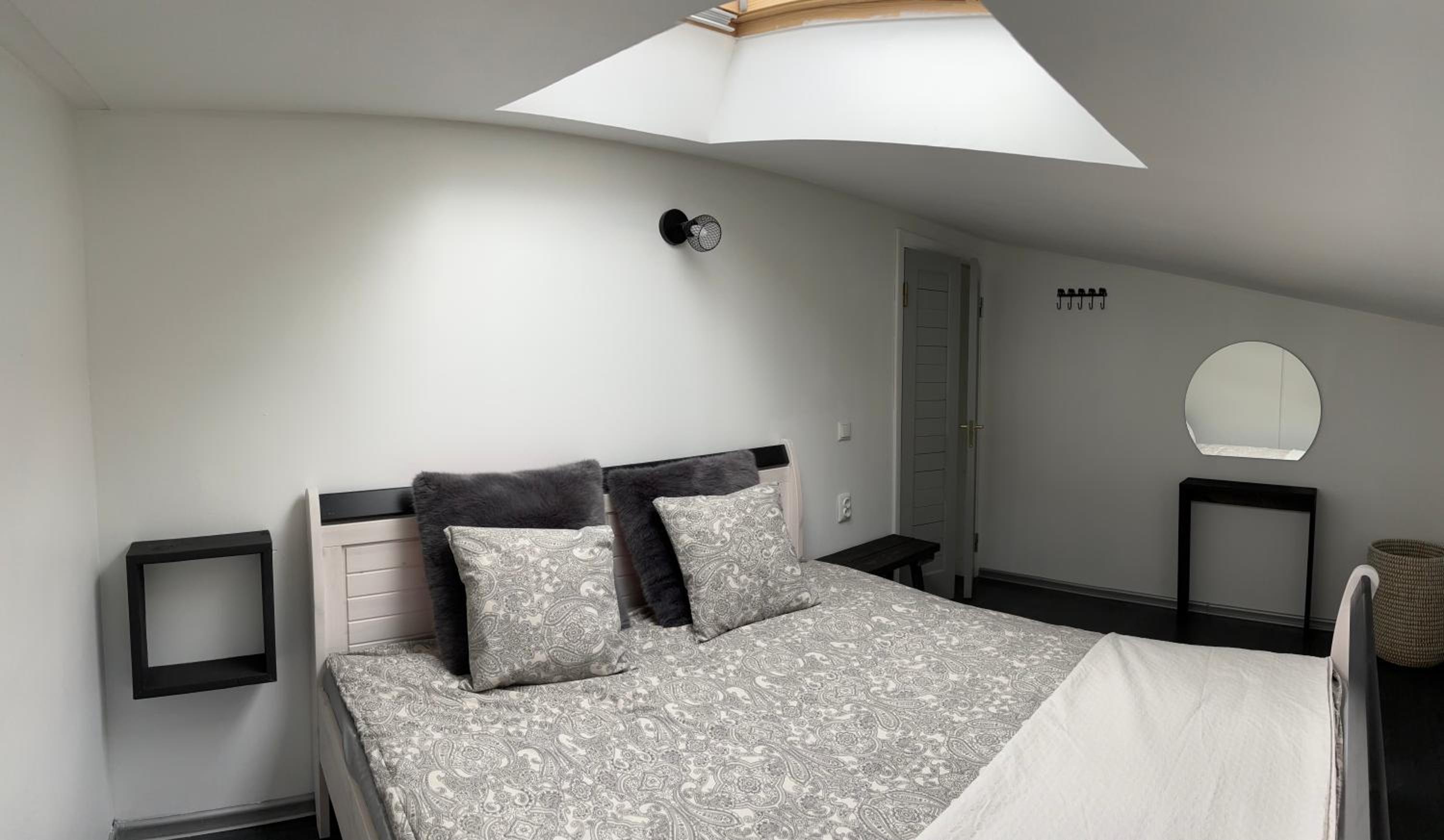 Aeru residence