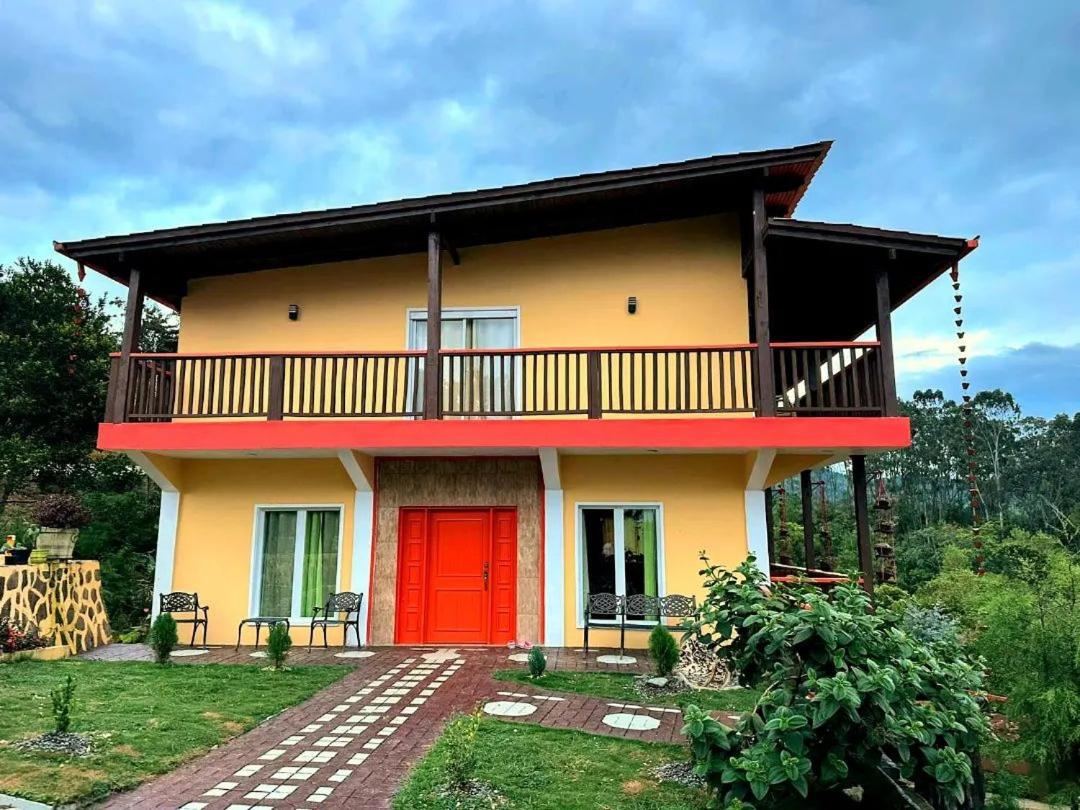 Villa Cantar de Otoño