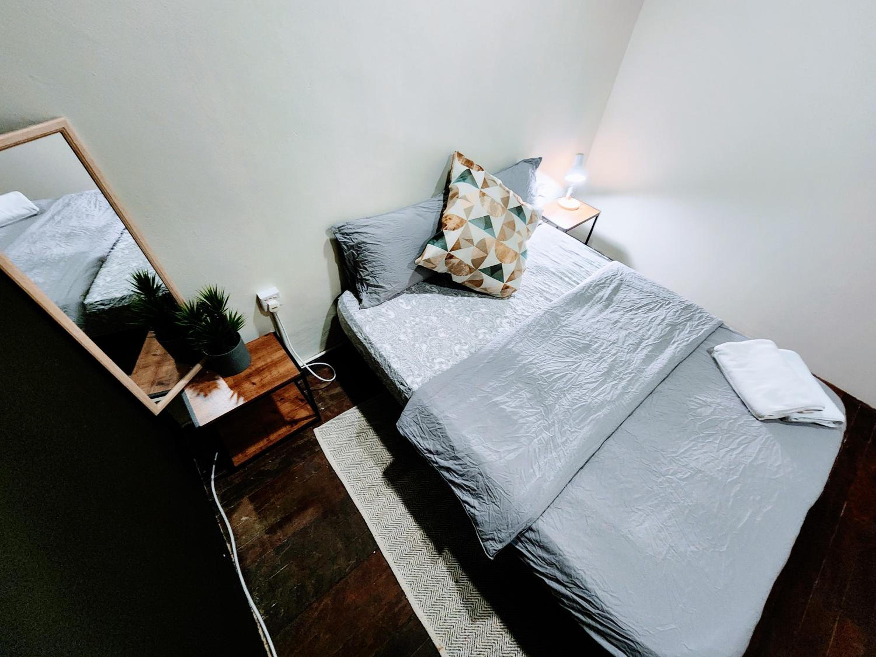 Upspot Kuching Waterfront Premium Hostel