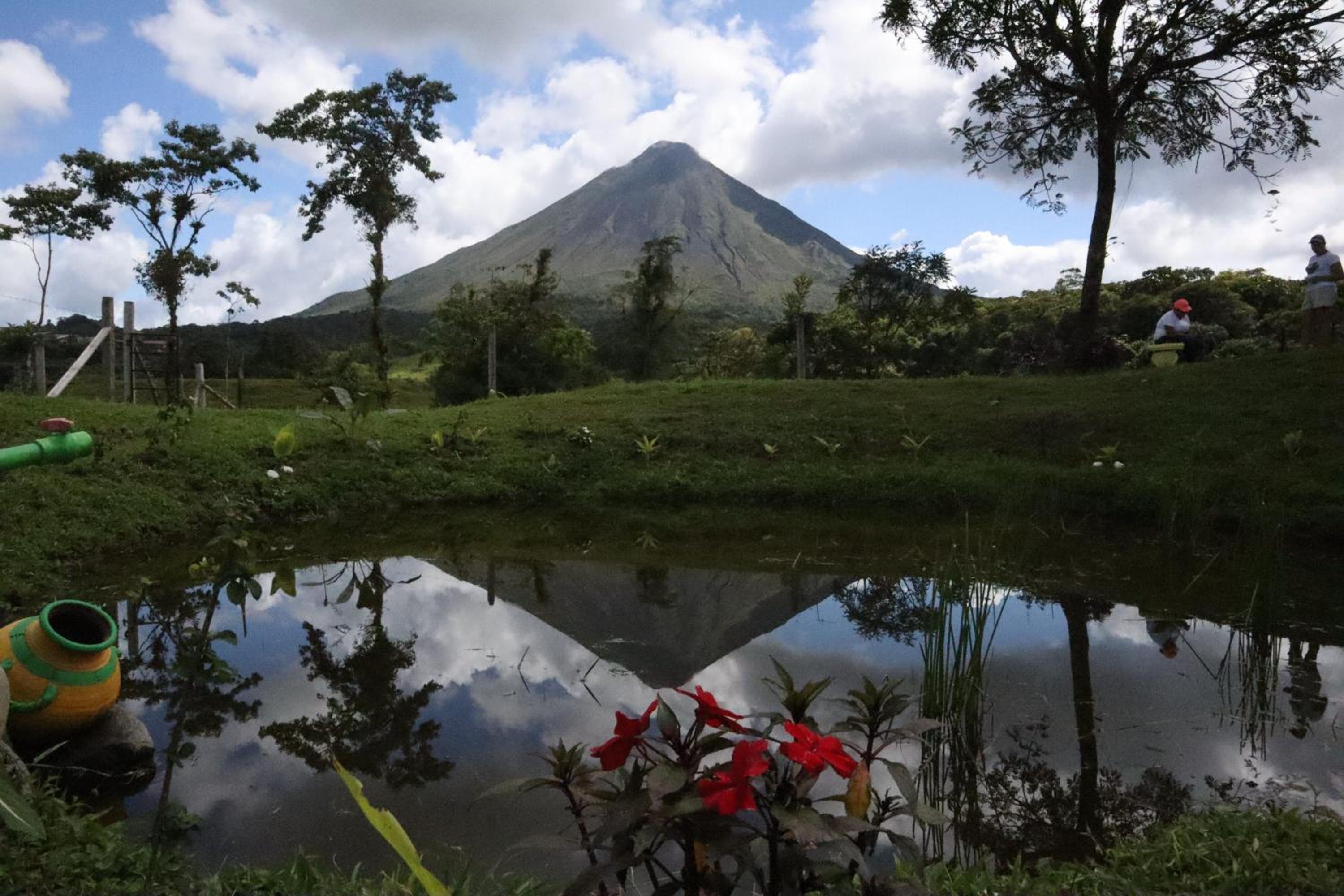 Paraíso privado Arenal Dragonfly