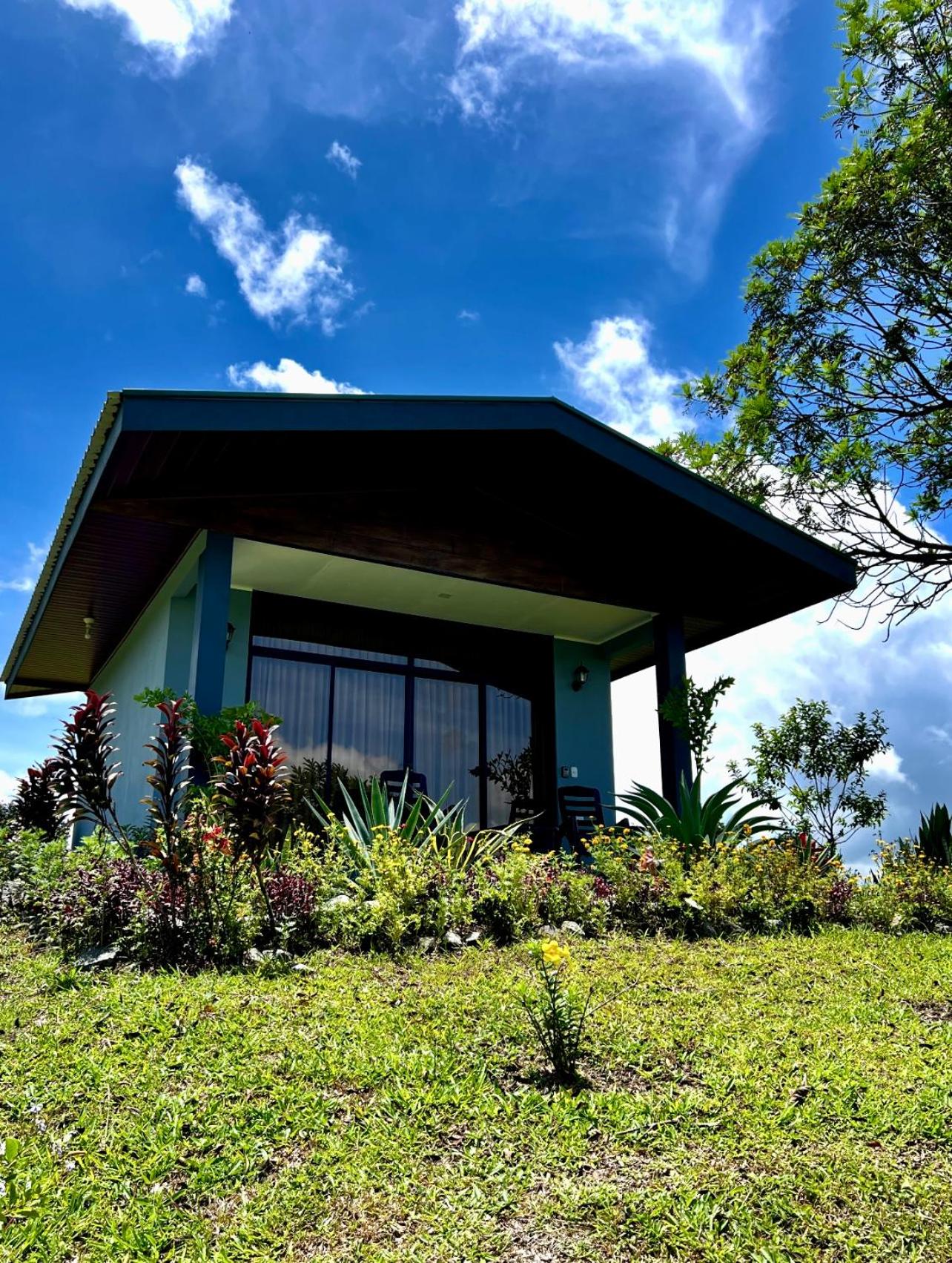 Paraíso privado Arenal Dragonfly