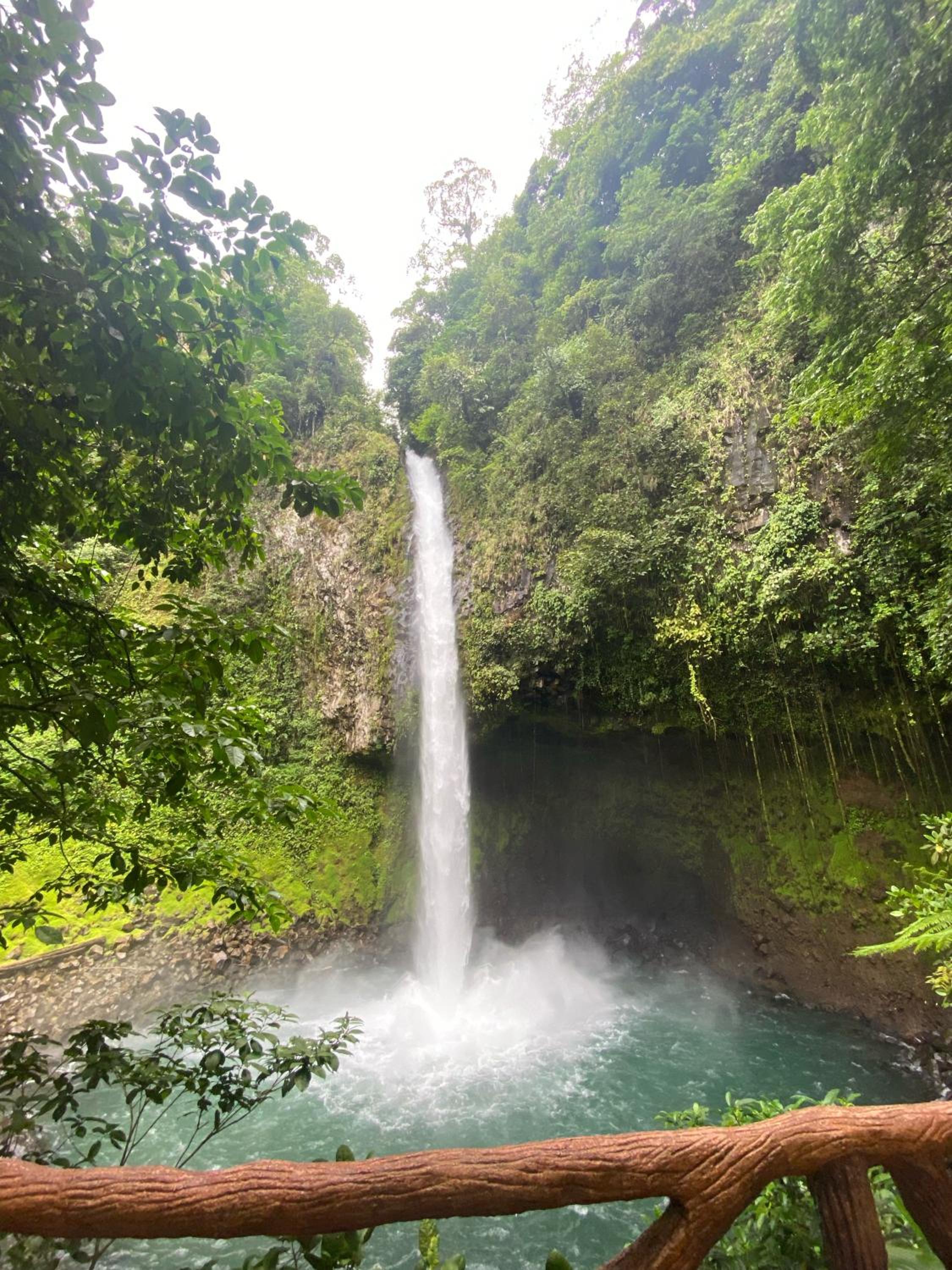 Paraíso privado Arenal Dragonfly