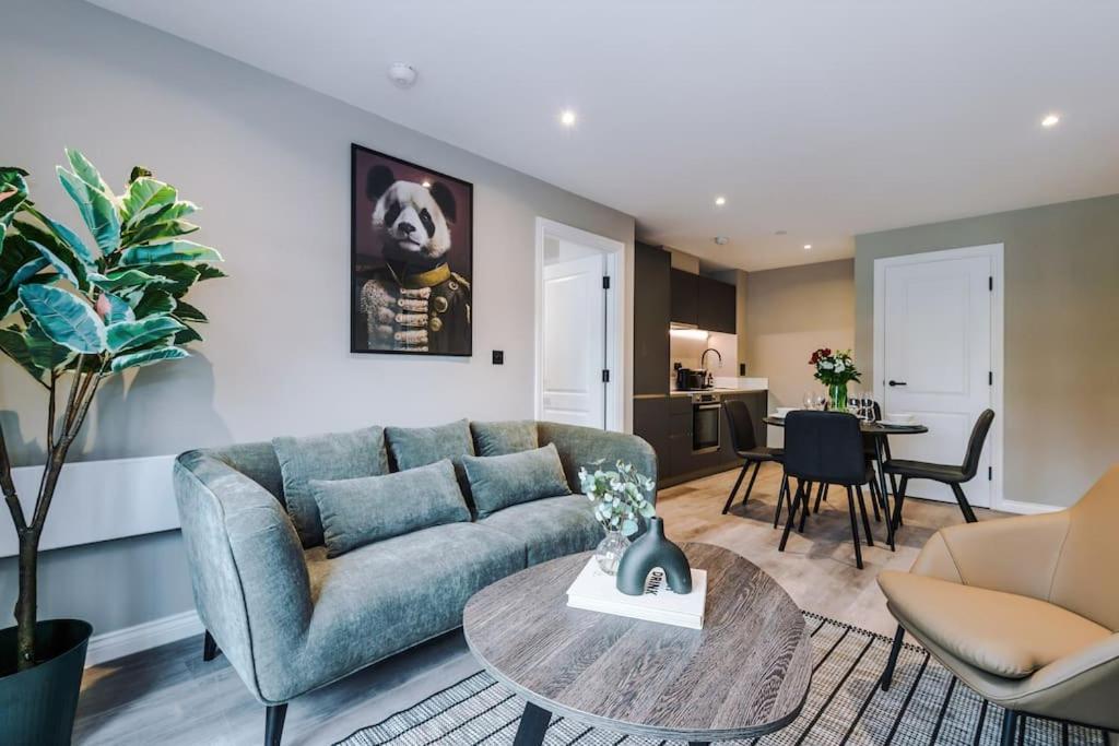 2 Bedroom Apartment Leeds City Centre