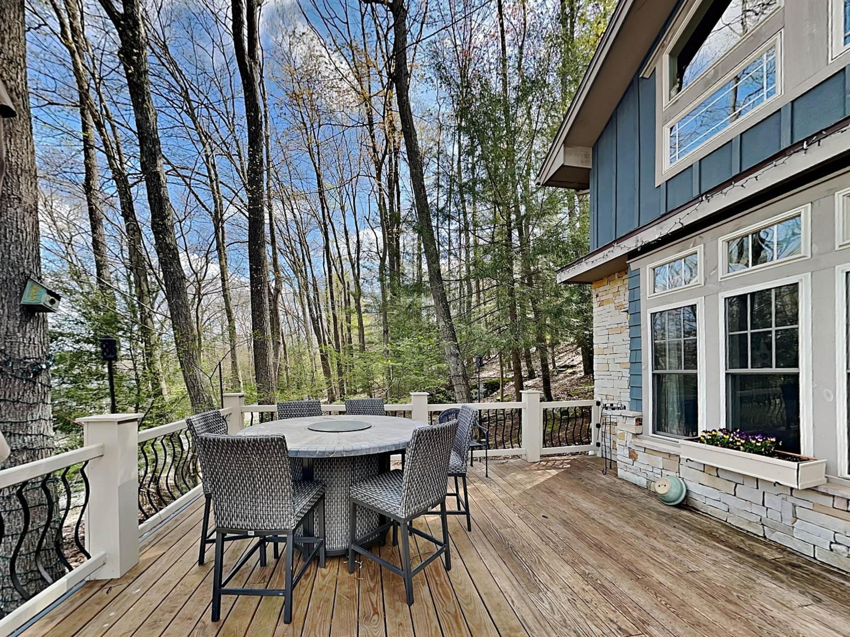 Acorn Cottage view 3