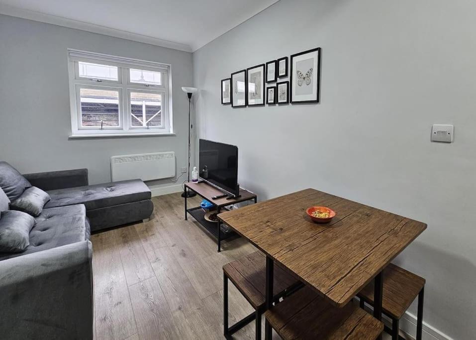 Modern1BR Apartment in Shepherds Bush W12